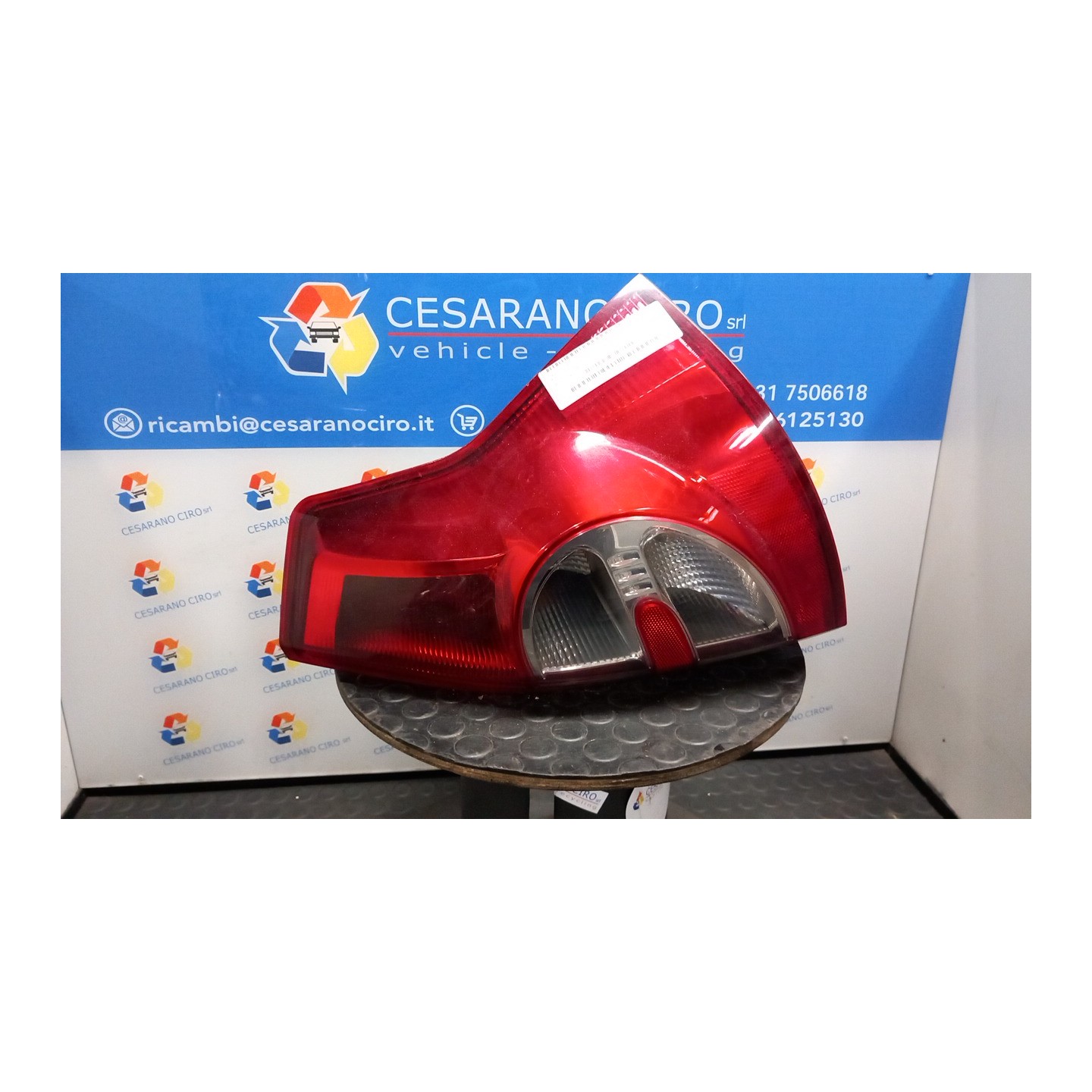 FANALE POST. DX. 042 DACIA SANDERO (07/08-) K7MA8 8200734824