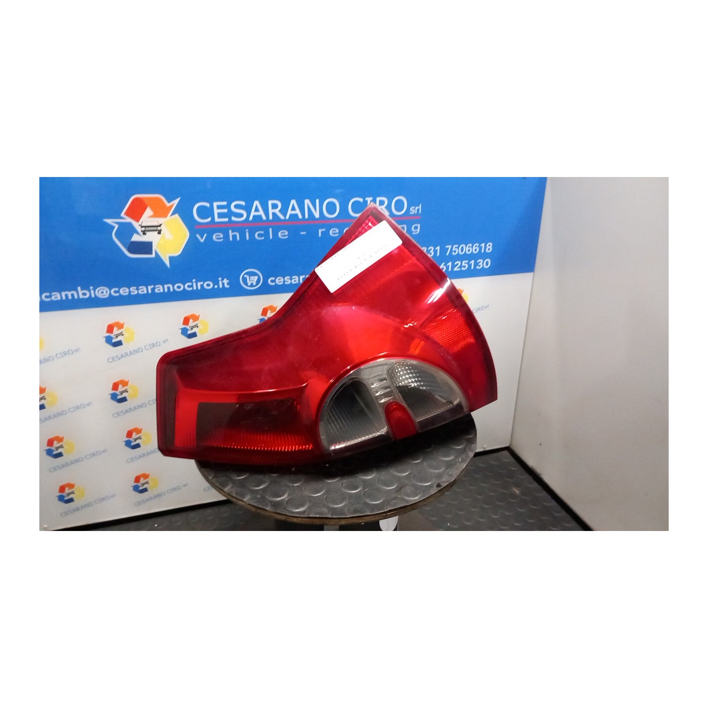 FANALE POST. DX. 042 DACIA SANDERO (07/08-) K7MA8 8200734824