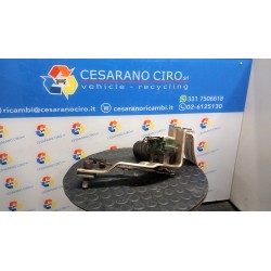 MECCANISMO TERGIPARABREZZA CON MOTORINO BOSCH 115 FIAT PANDA 1A SERIE (03/92-03/04) 187A1000 7607376