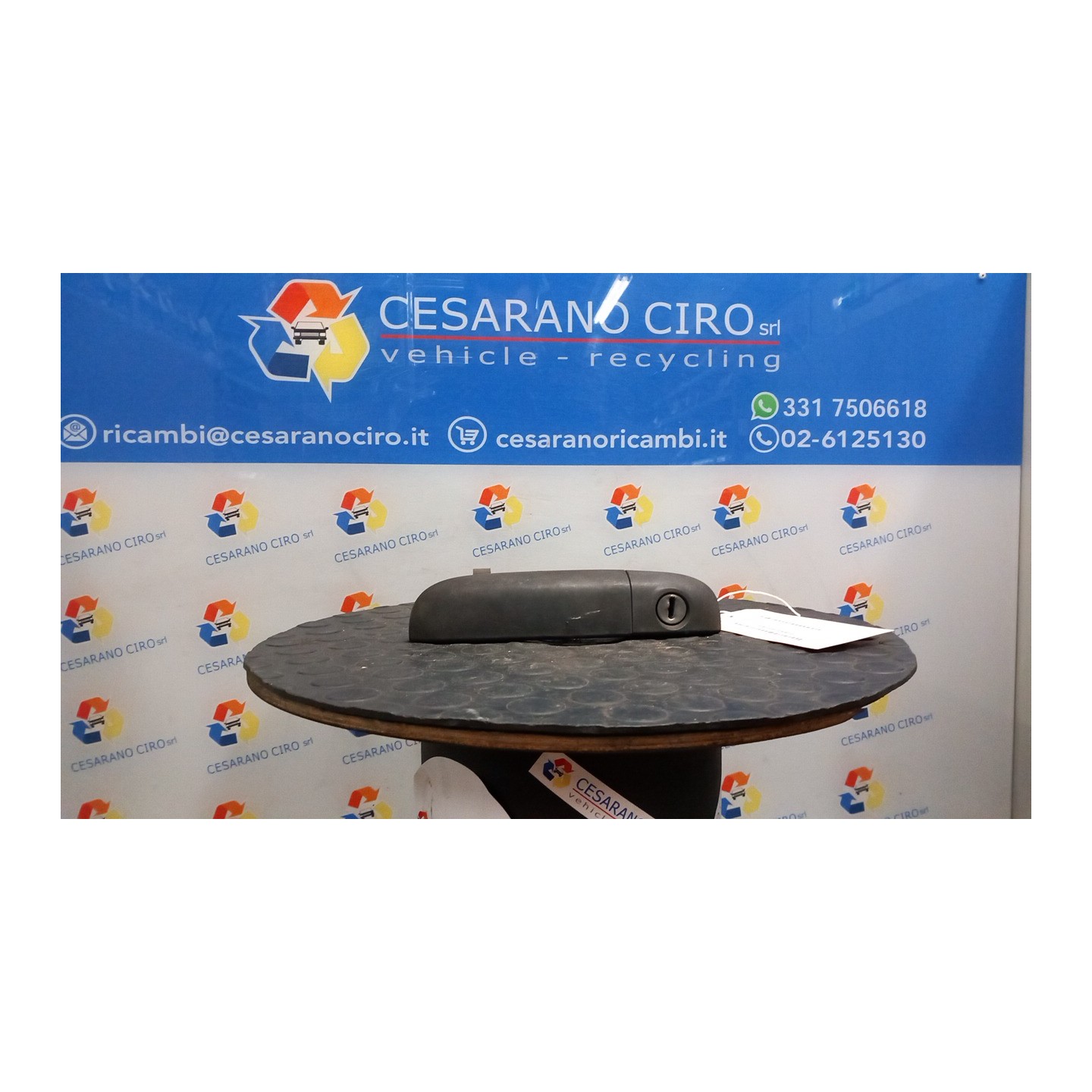MANIGLIA PORTA ANT. C/CILINDRETTO SX. 012 FIAT PANDA (4Q) (05/16-) 169A4000 735536775