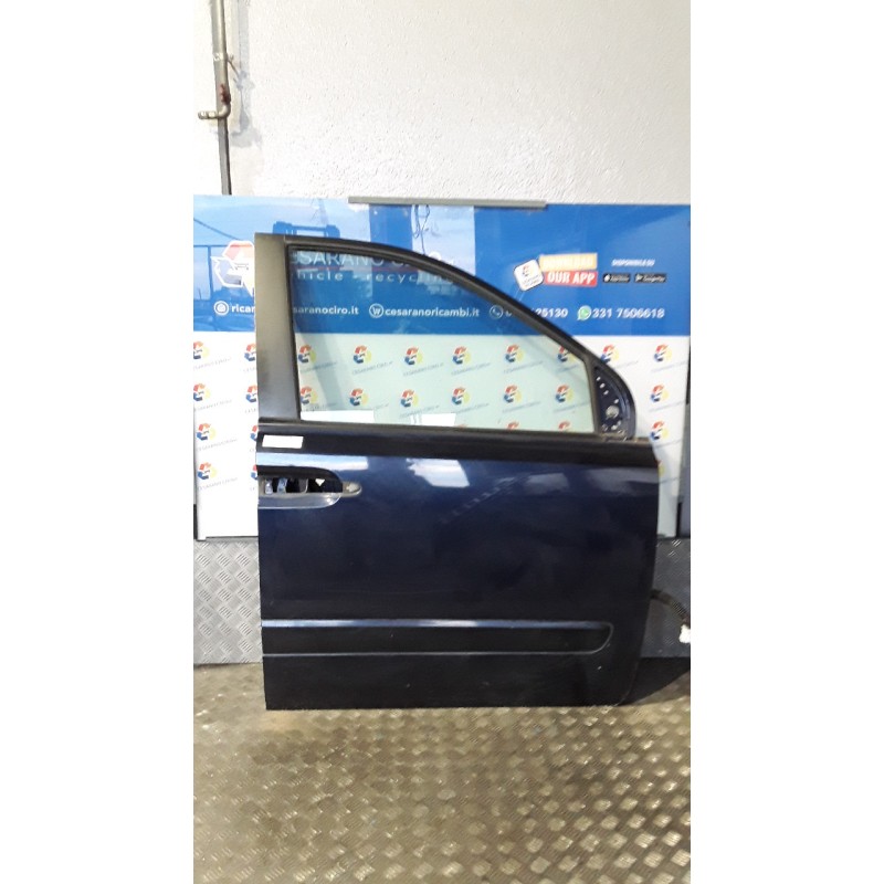 PORTA ANT. DX. 101 KIA CARNIVAL 2A SERIE (06/06-) J3 760044D010