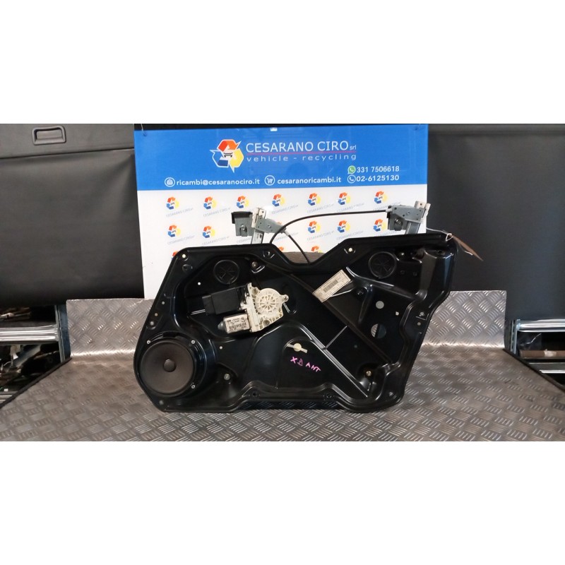 ALZACRISTALLO ELETTR. PORTA ANT. DX. 165 SEAT LEON (1M) (12/99-02/06) AUS 1M0837462