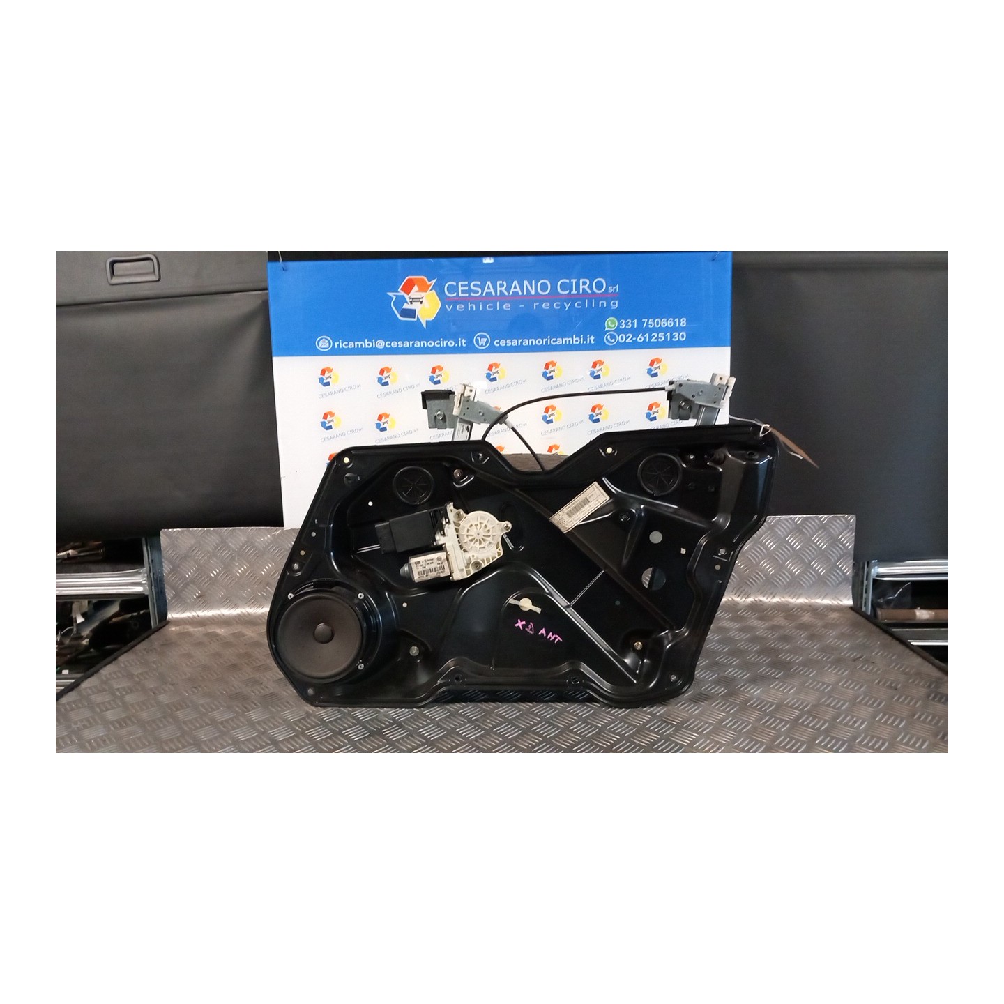 ALZACRISTALLO ELETTR. PORTA ANT. DX. 165 SEAT LEON (1M) (12/99-02/06) AUS 1M0837462