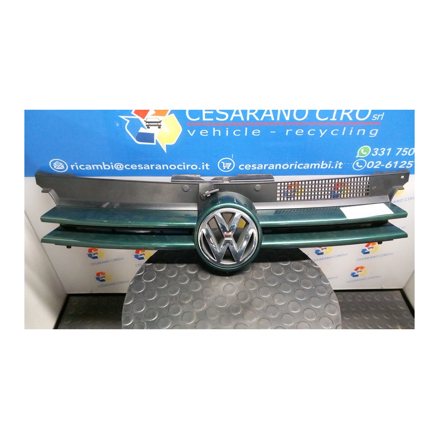GRIGLIA 029 VOLKSWAGEN GOLF (1J) (09/97-03/06) AHW 1J0853655G01C