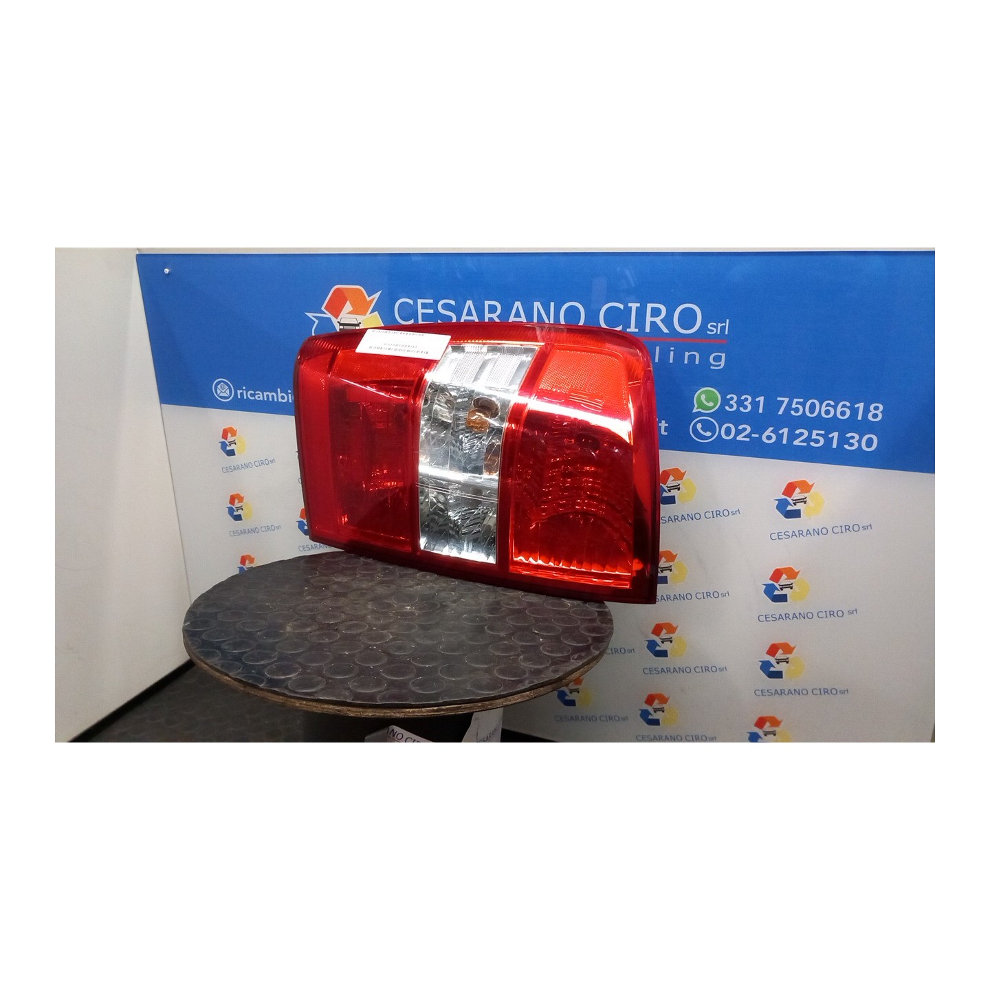 FANALE POST. SX. 064 KIA CARNIVAL 2A SERIE (06/06-) J3 924014D110