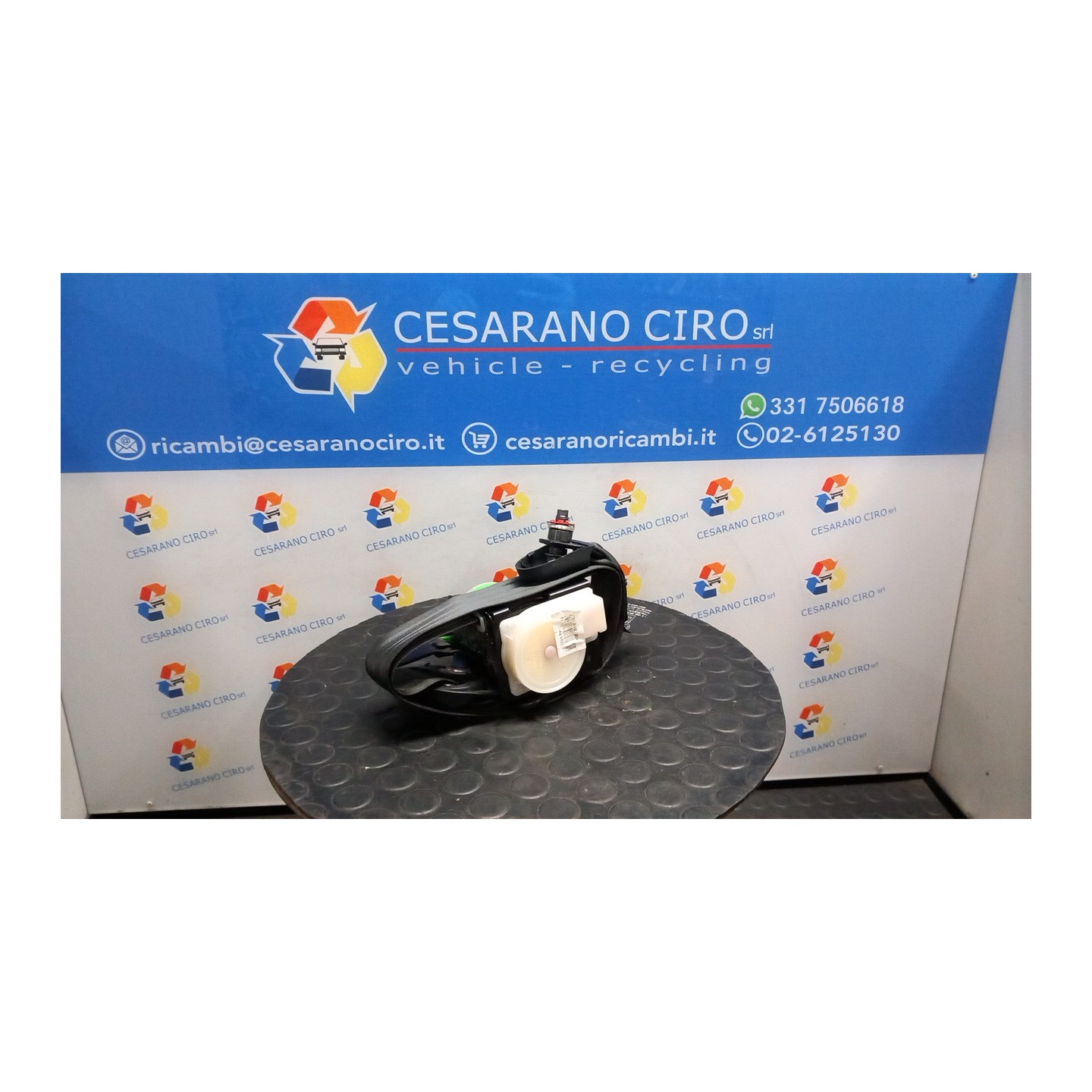 CINTURA DI SICUREZZA ANT. DX. 136 KIA VENGA (01/10-) D4FC 888801P000EQ