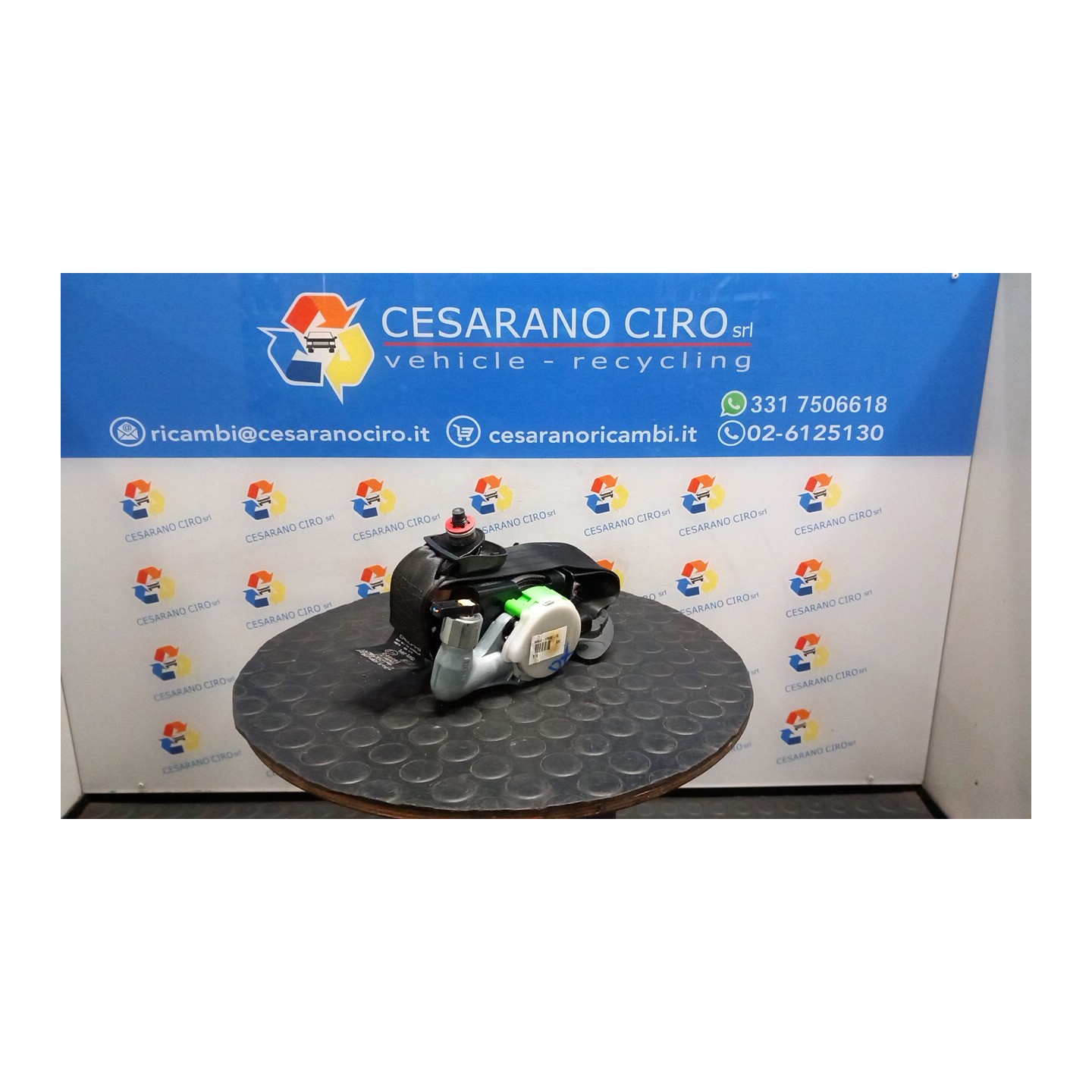 CINTURA DI SICUREZZA ANT. DX. 136 KIA VENGA (01/10-) D4FC 888801P000EQ