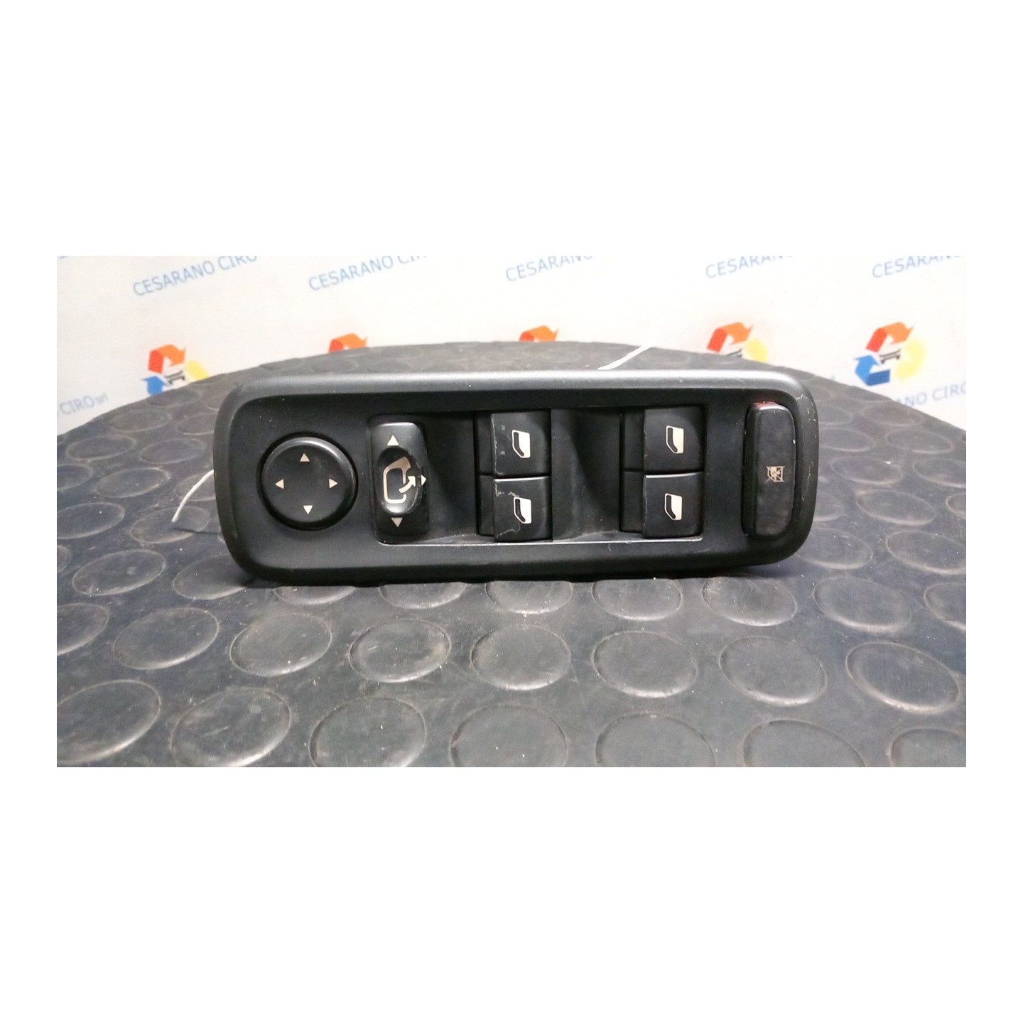 BLOCCO COMANDI ALZACRISTALLI E RETROVISORI EST. C/CRIST.ELE., RETR.RIPEGH.ELE. 149 LANCIA PHEDRA (TC) (06/02-01/11) 4HW 1495752