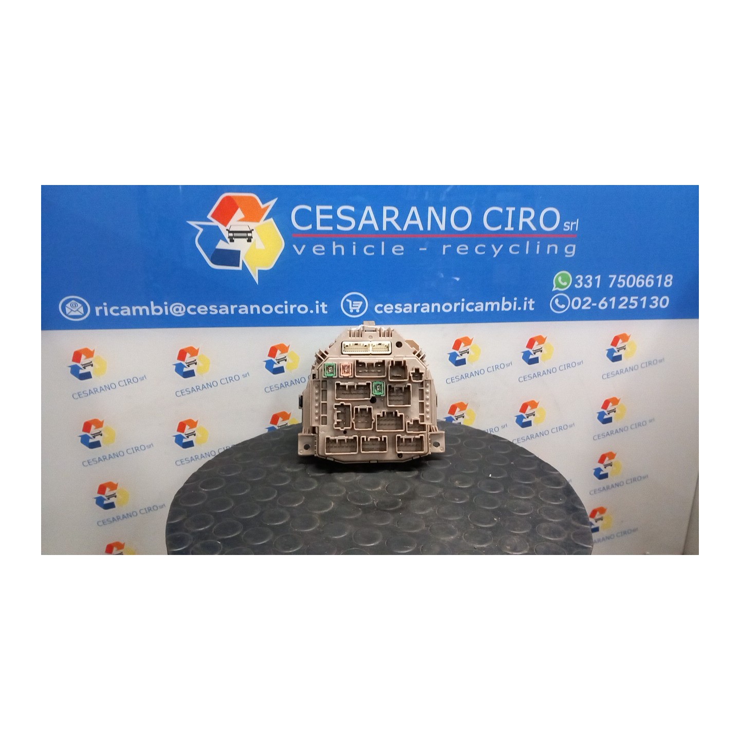 QUADRO PORTASTRUMENTI 209 TOYOTA AYGO 1A SERIE (04/05-10/14) 1KRFE 838000H012