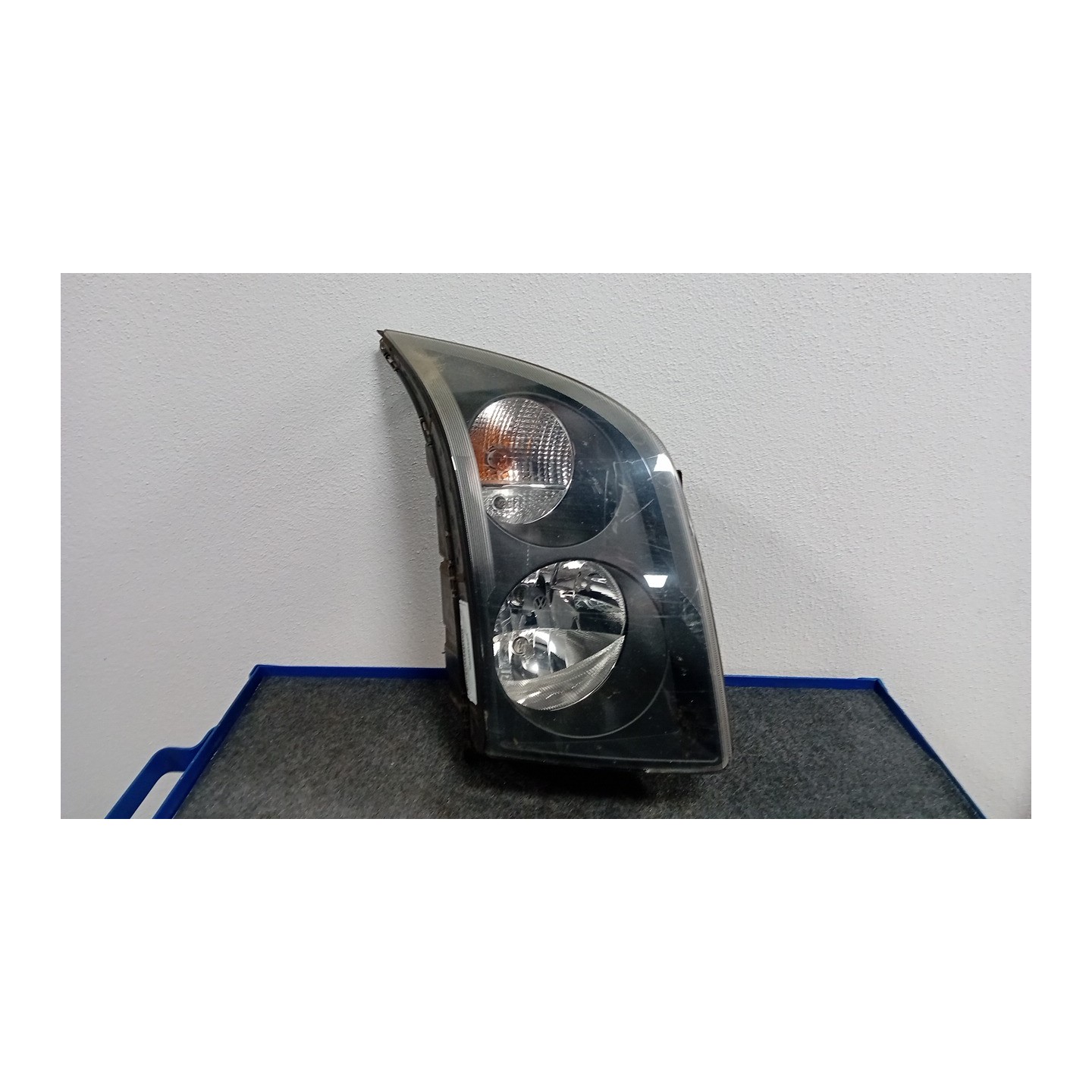 PROIETTORE DX. 009 VOLKSWAGEN CRAFTER (2E/2F) (09/06-05/11-)  2E1941016