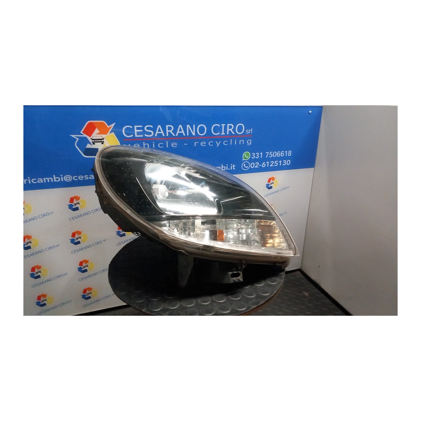 PROIETTORE DX. 008 RENAULT KANGOO (04/03-03/09) K9KW7 260107401R