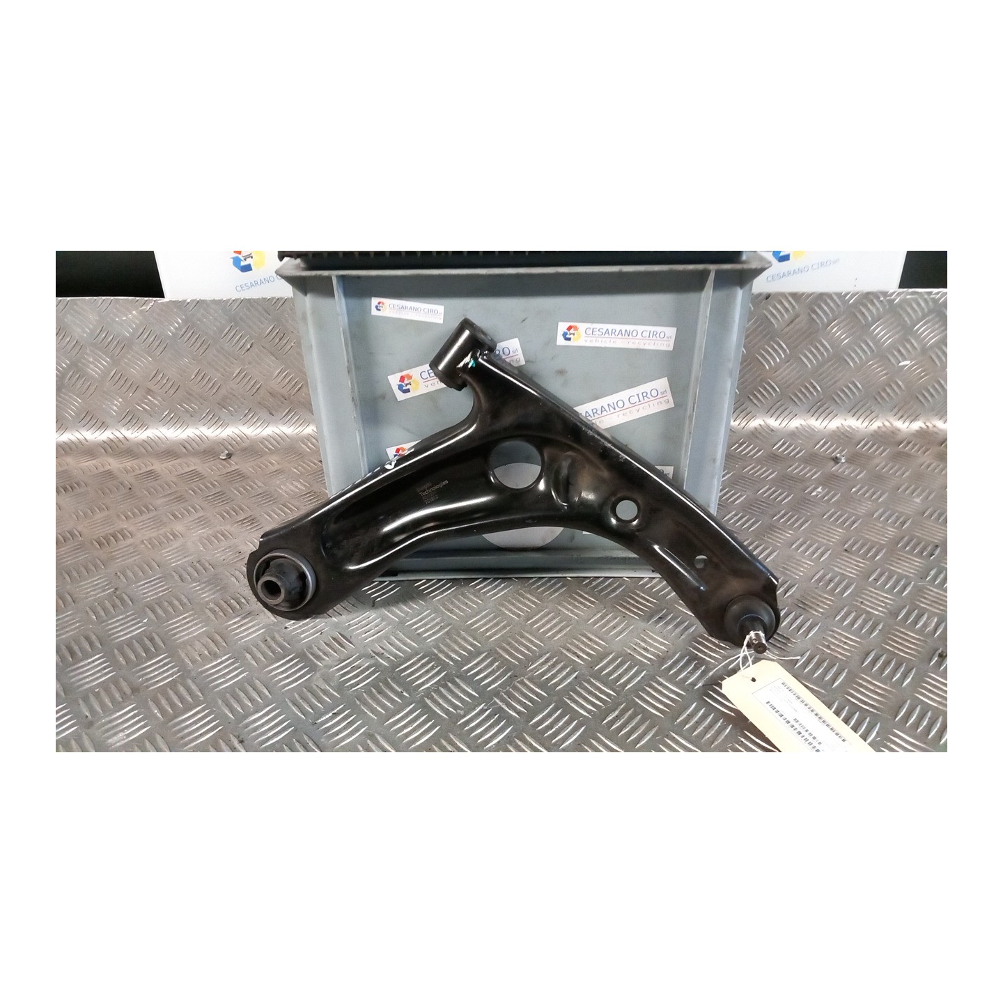 BRACCIO OSCILLANTE SOSP. ANT. DX. 025 PEUGEOT 107 (06/05-) 1KR 3521L3