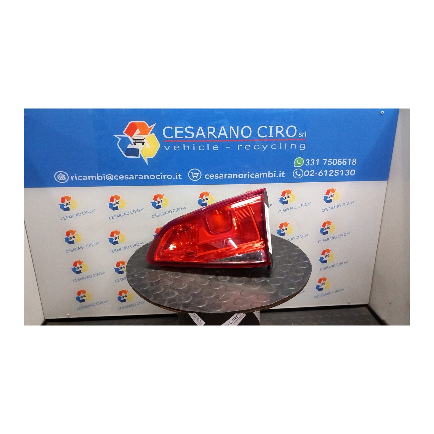FANALE POST. PARTE INT. DX. 132 VOLKSWAGEN GOLF (10/12-) CXX 5G0945094AC