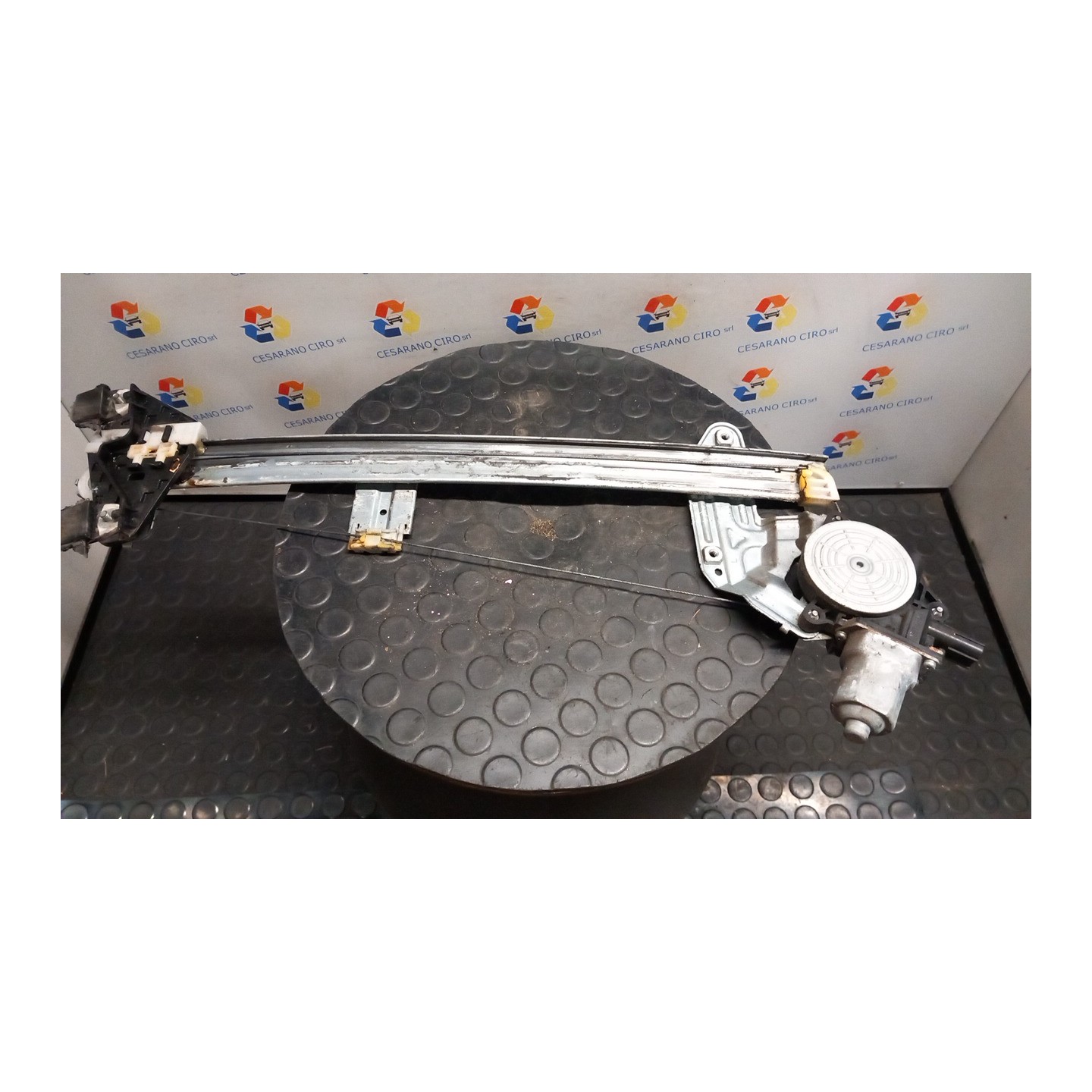 ALZACRISTALLO ELETTR. PORTA ANT. C/MOTORINO SX. 046 HONDA JAZZ 2A SERIE (10/08-) L13Z2 72250TF0G01