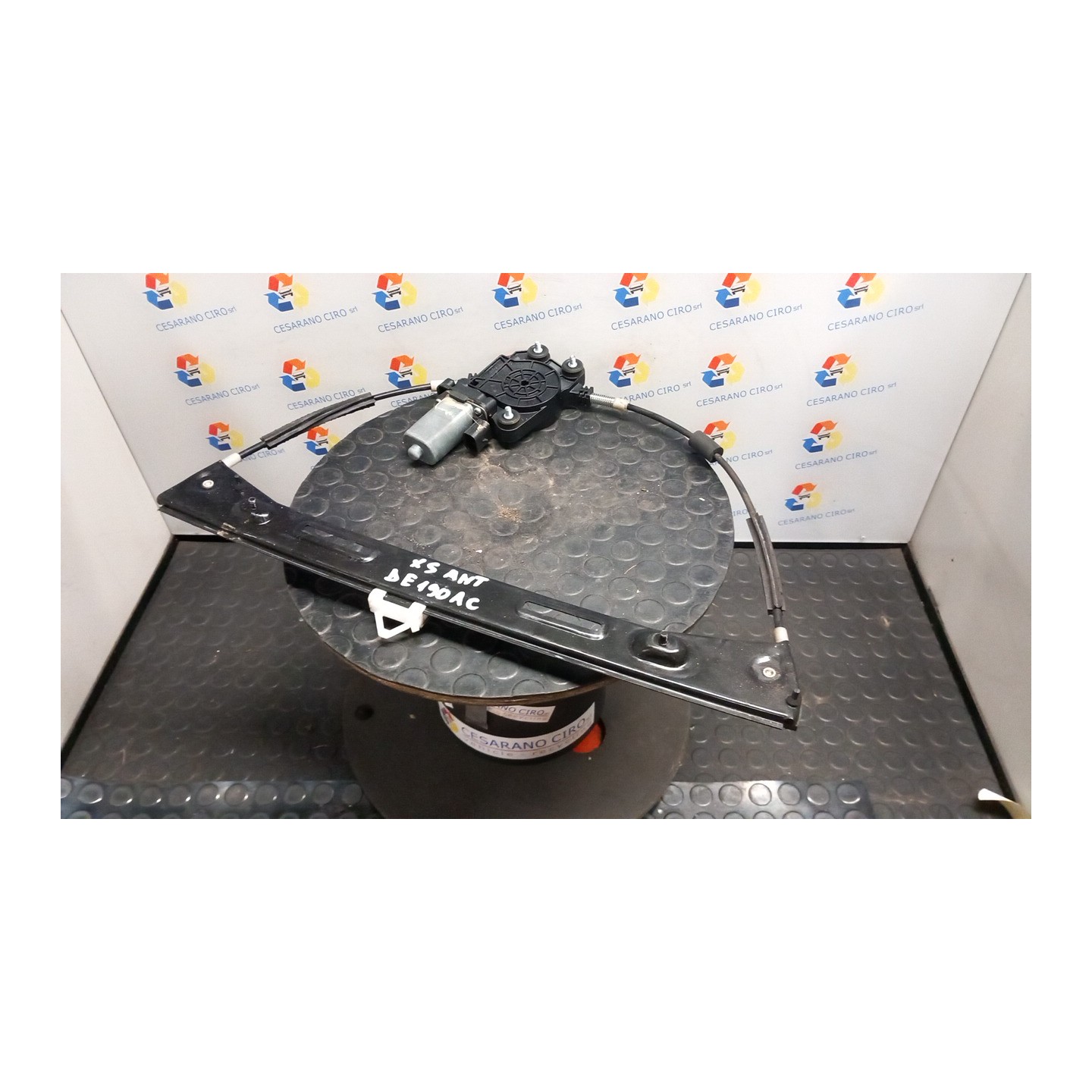 ALZACRISTALLO ELETTR. PORTA ANT. CON MOTORINO SX. 008 FIAT PANDA (2Q) (09/03-12/10) 188A4000 51846385
