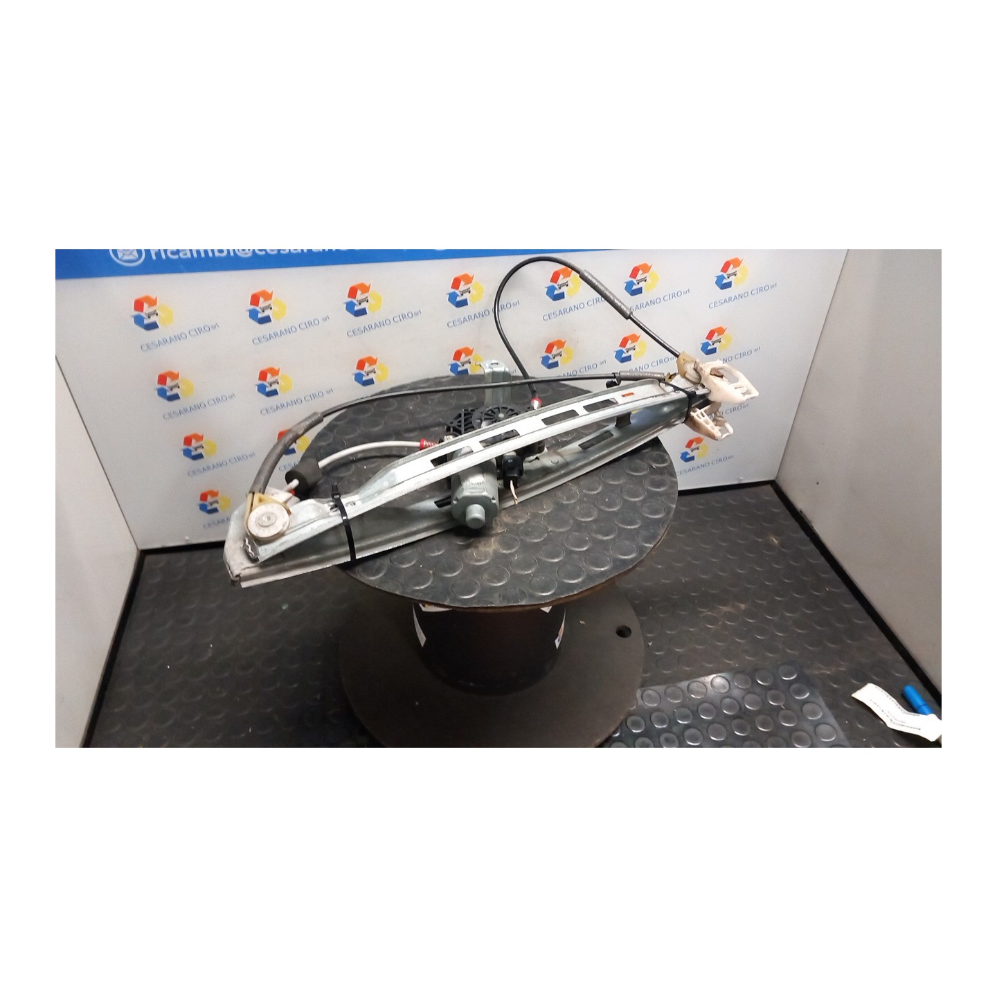 ALZACRISTALLO ELETTR. PORTA ANT. C/MOTORINO SX. 093 PEUGEOT 206 PLUS (02/09-) HFX 9221G0