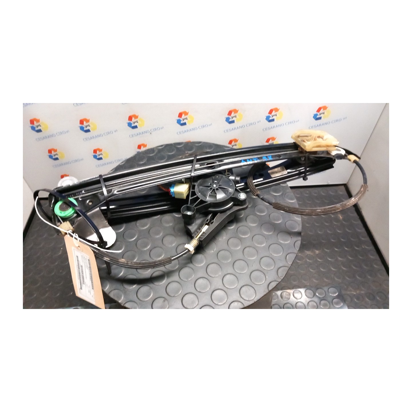 ALZACRISTALLO ELETTR. PORTA ANT. SX. 125 VOLKSWAGEN GOLF (10/12-) CXX 5G4837461H