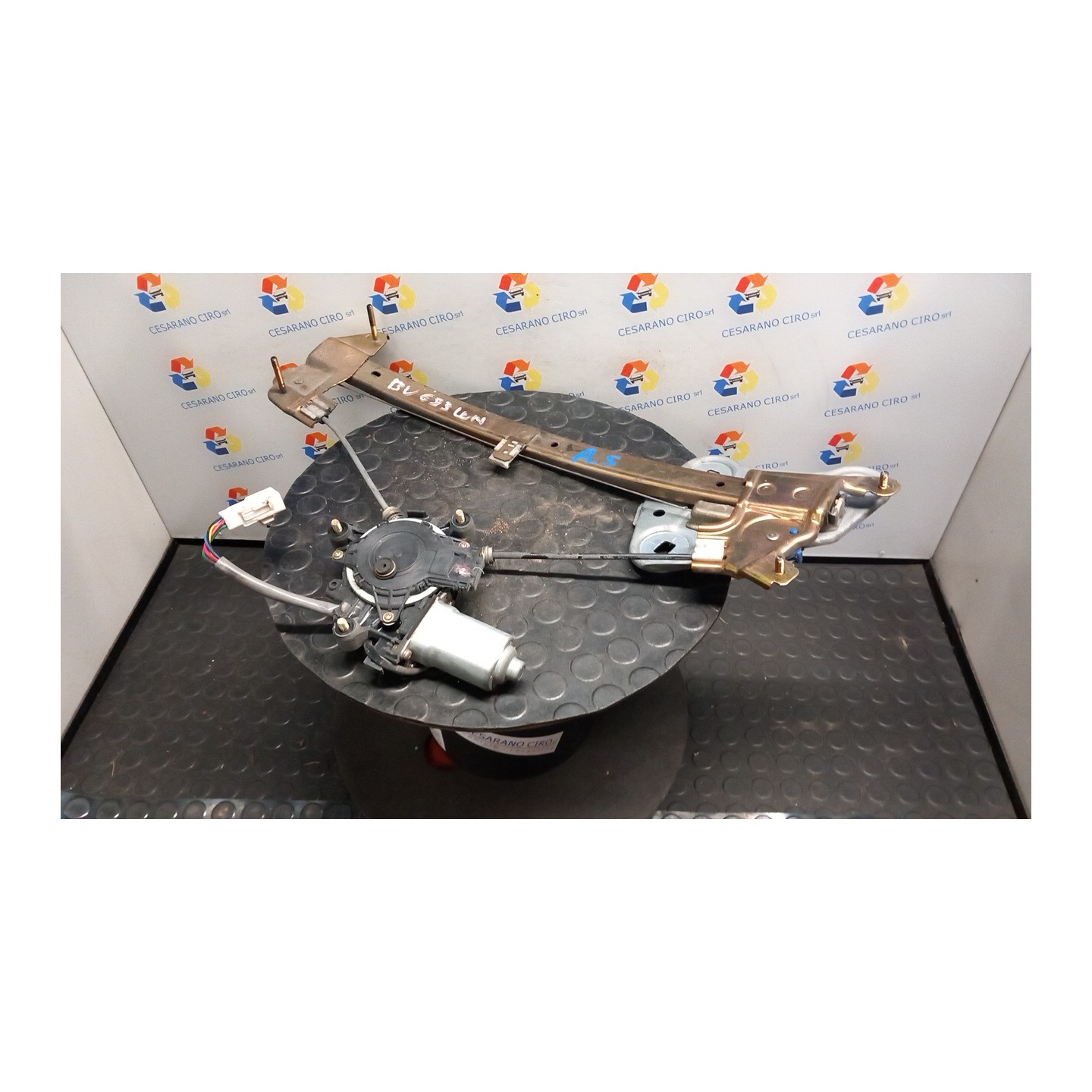 ALZACRISTALLO ELETTR. PORTA ANT. CON MOTORINO SX. 012 TOYOTA CELICA (10/99-11/06) 1ZZFE 6982020430