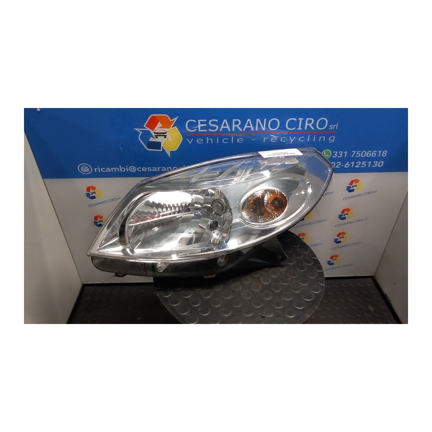 PROIETTORE SX. 047 DACIA SANDERO (07/08-04/13) D4FF7 8200733878