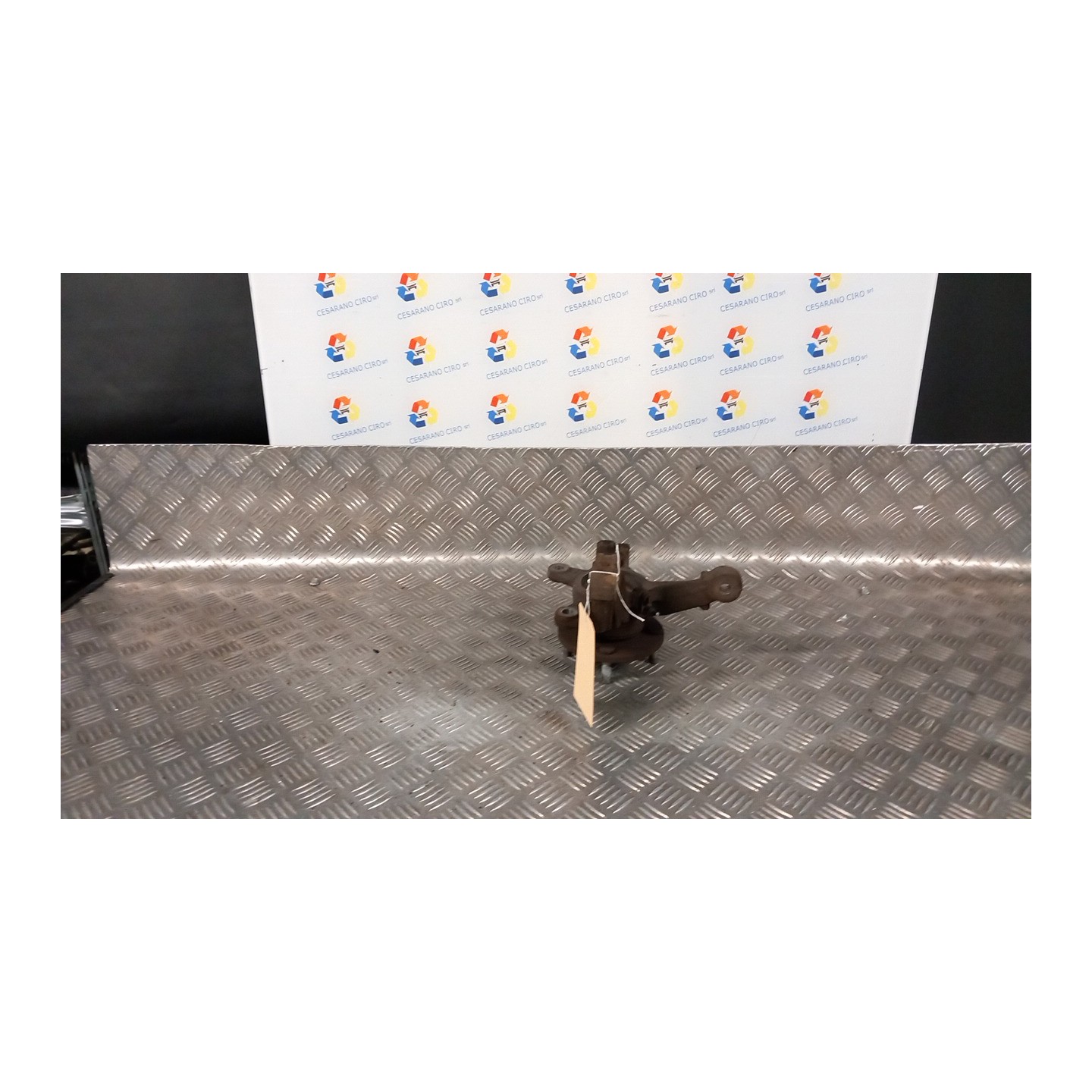 MONTANTE SOSP. ANT. C/ABS SX. 135 FORD FIESTA (CB1) (09/08-10/13) SNJA 1771021