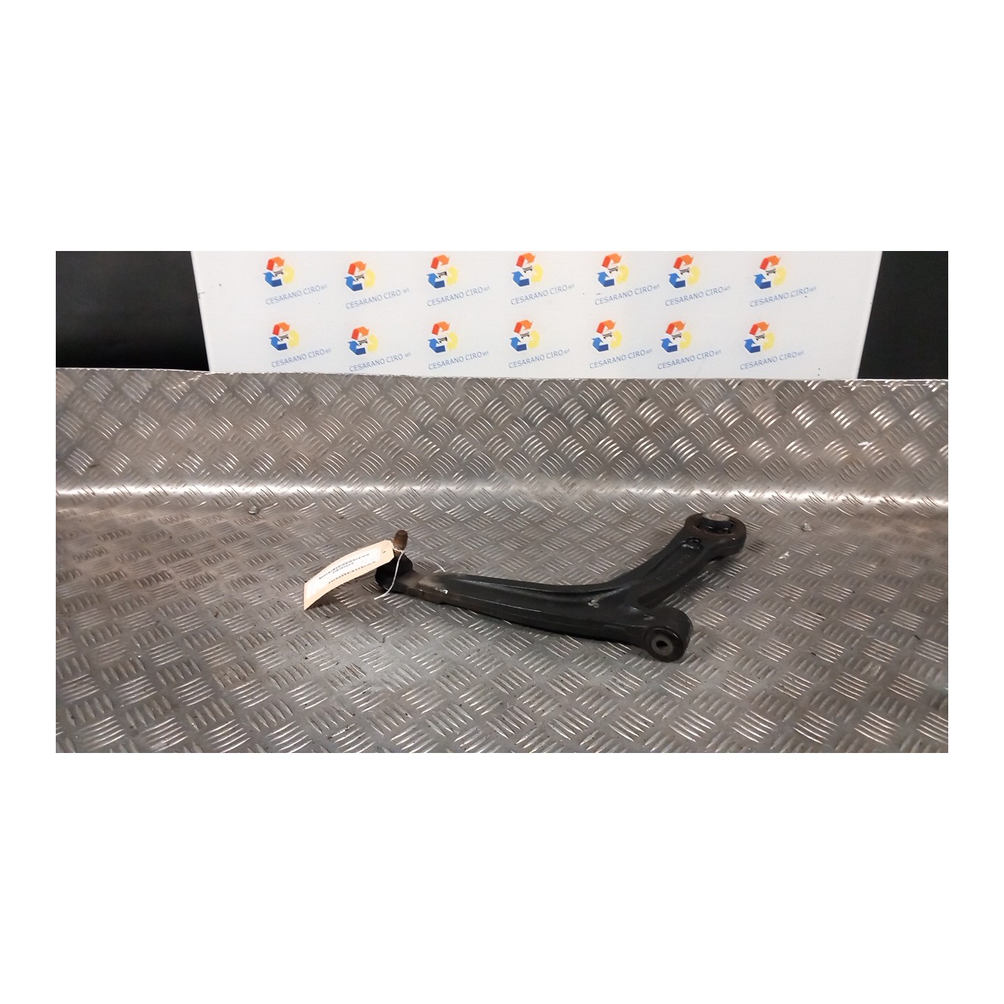 BRACCIO OSCILLANTE SOSP. ANT. DX. 010 FORD KA (CCU) (10/08-03/17) 169A4000 1639575
