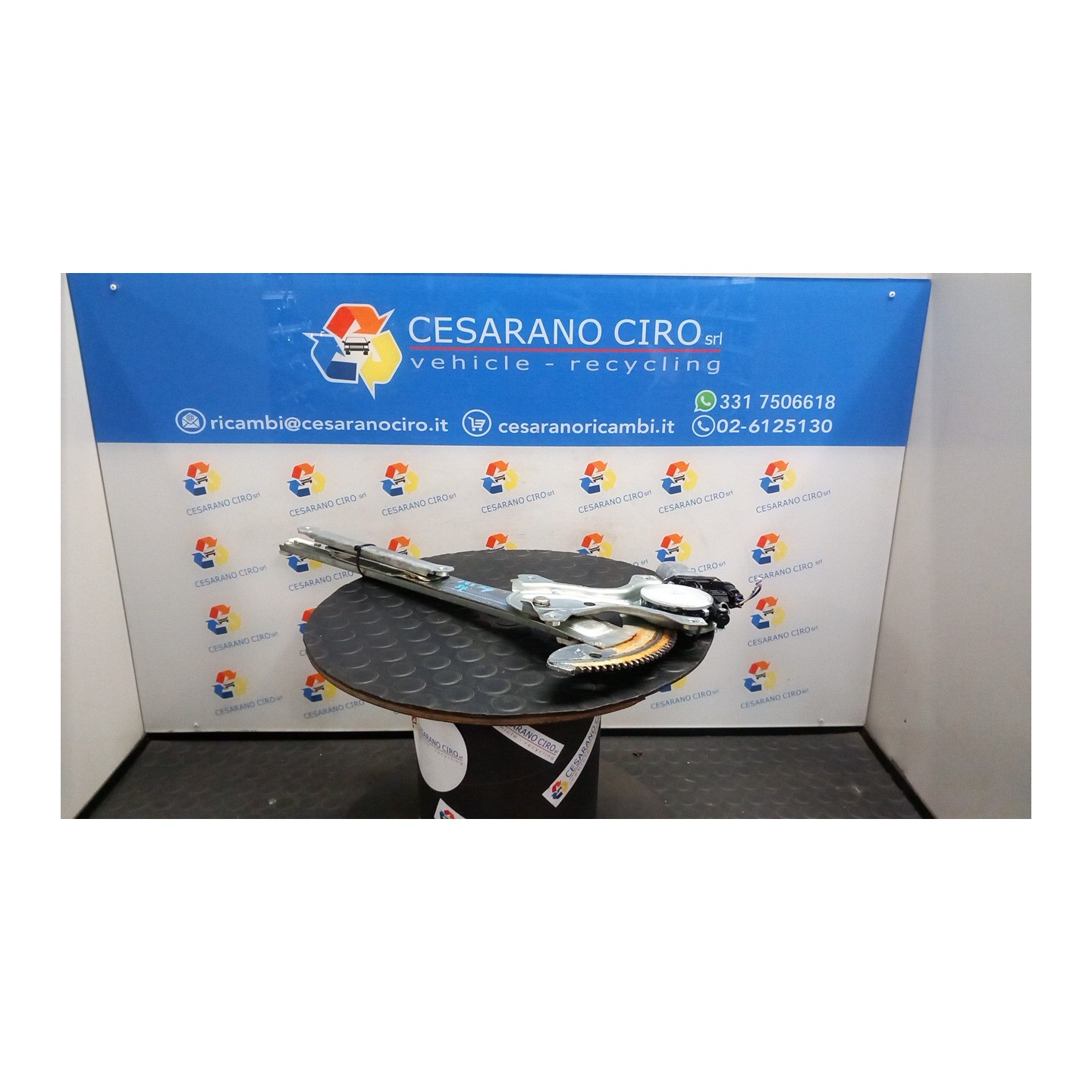 ALZACRISTALLO ELETTR. PORTA ANT. SX. 035 DAIHATSU CUORE (09/07-) 1KR 69802B2090