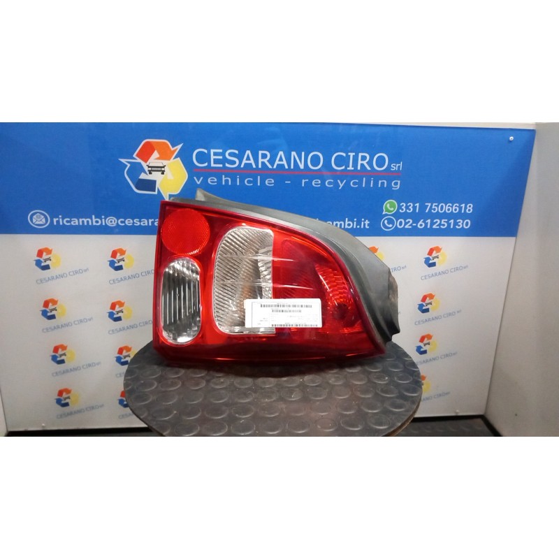 FANALE POST. COMPLETO DX. 090 RENAULT TWINGO 2A SERIE (06/07-02/12) K9K17 8200387889