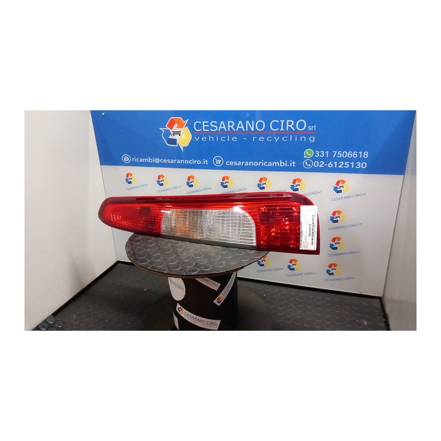 FANALE POST. DX. 114 FORD FOCUS C-MAX (CAP) (10/03-12/08 HHDA 1347454