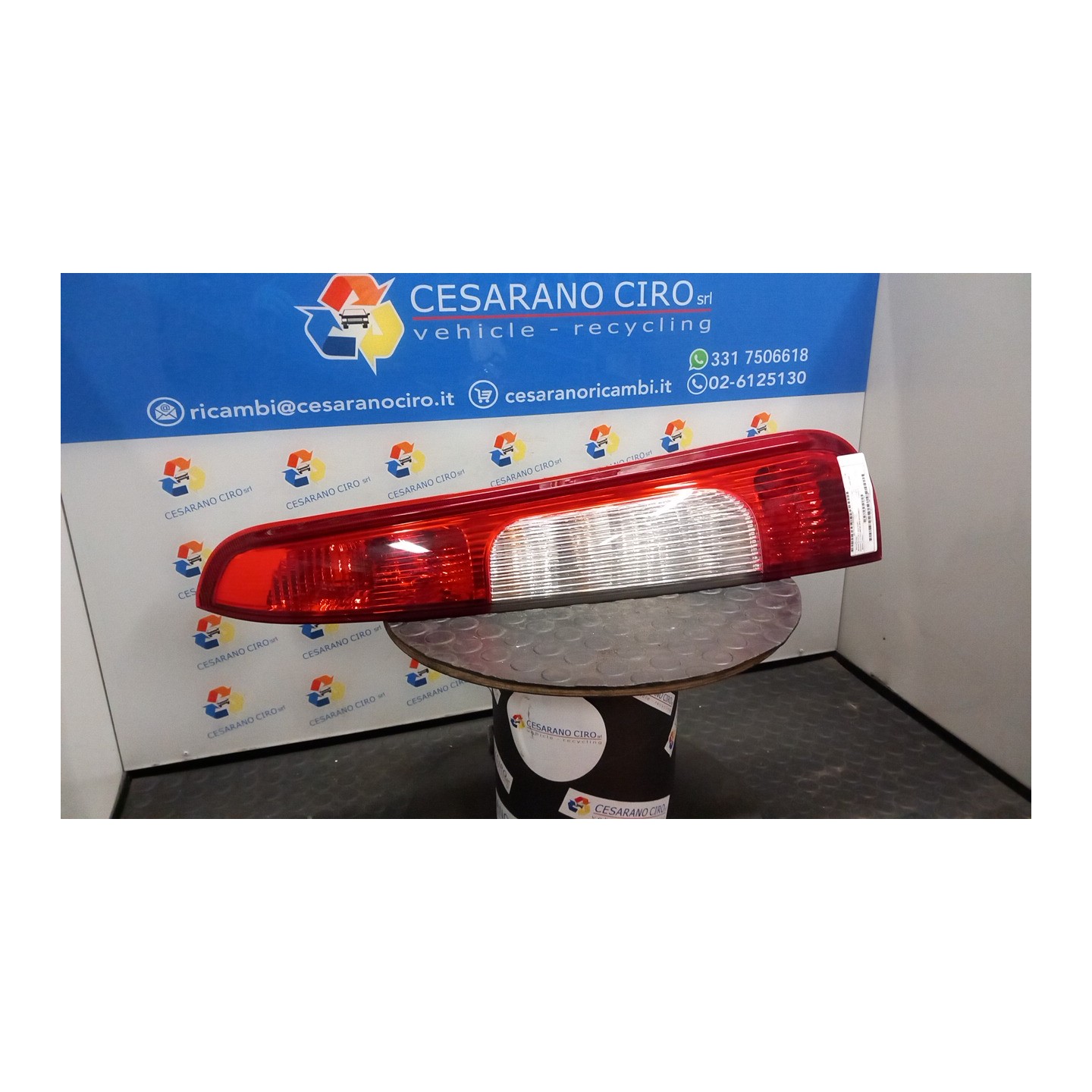 FANALE POST. DX. 114 FORD FOCUS C-MAX (CAP) (10/03-12/08 HHDA 1347454