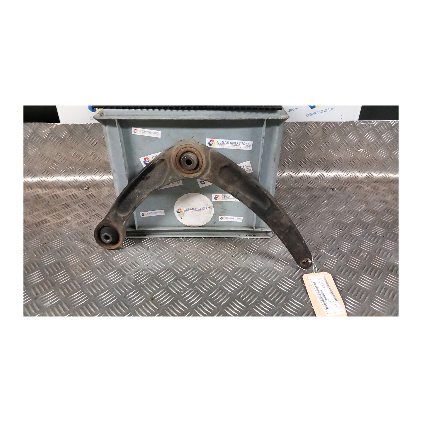 BRACCIO OSCILLANTE SOSP. ANT. SX. 167 PEUGEOT 307 (04/01-12/06) NFU 3520S2