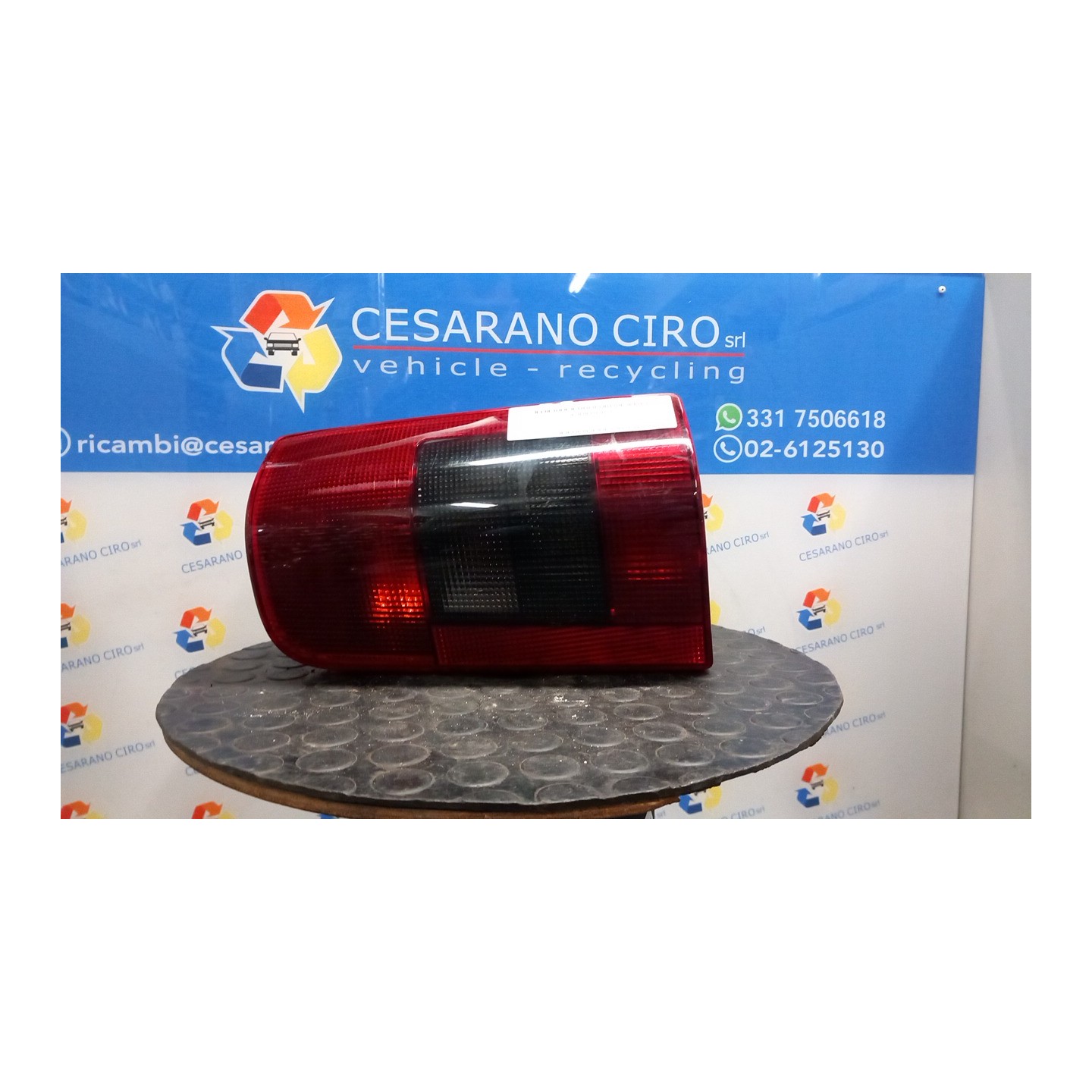 FANALE POST. SPORTELLO POST DX. 180 PEUGEOT RANCH (M59) (11/02-08/09) NFU 6351EE