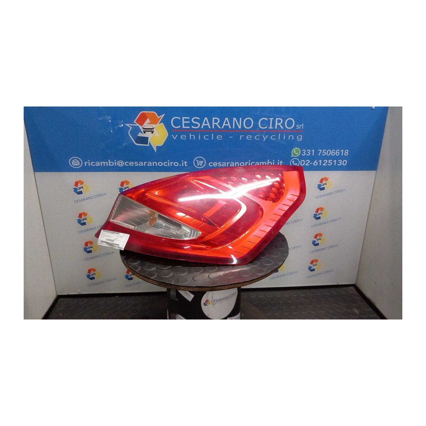 FANALE POST. DX. 100 FORD FIESTA (CB1) (09/08-10/13) SNJA 1709552
