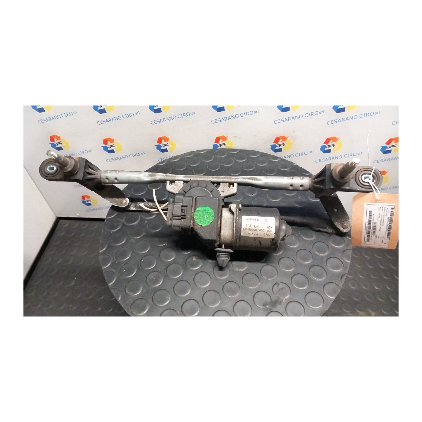 MECCANISMO TERGIPARABREZZA CON MOTORINO 029 FORD KA (CCU) (10/08-03/17) 169A1000 1747197