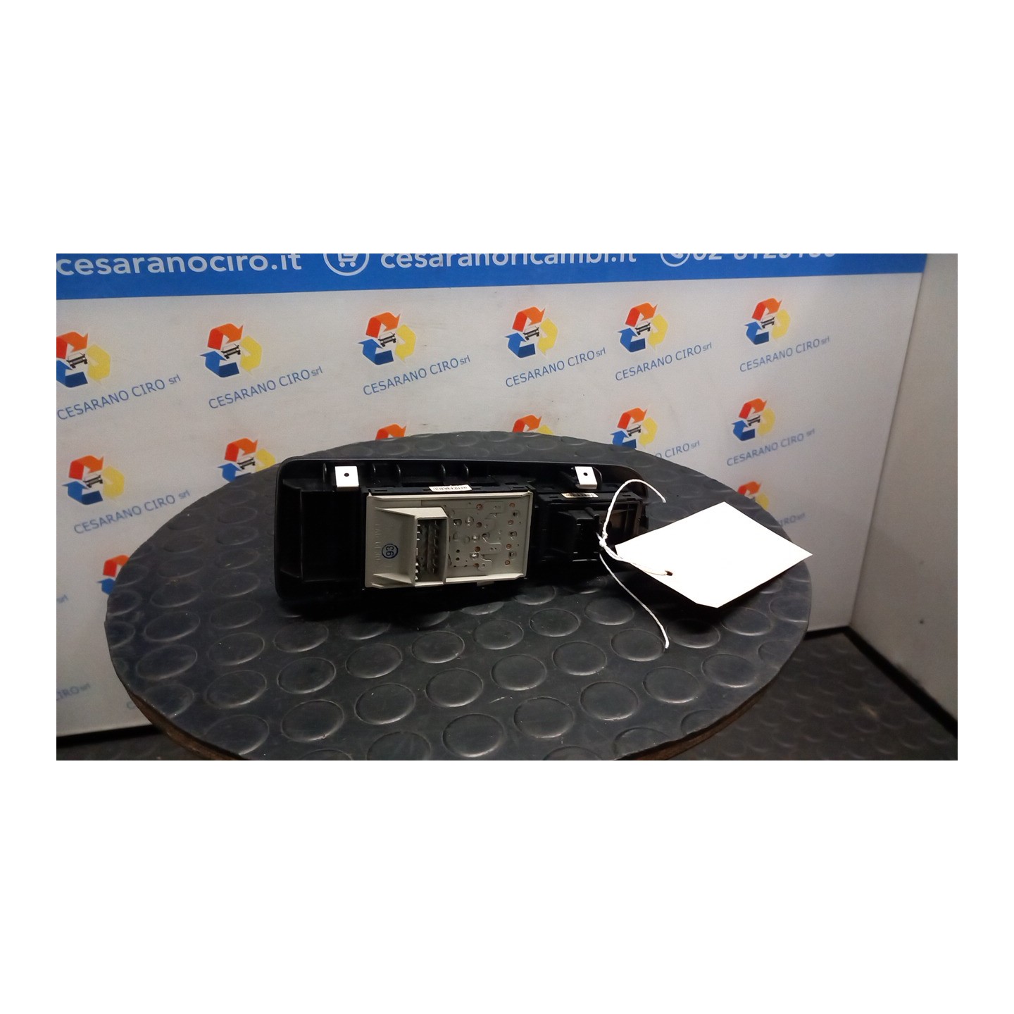 BLOCCO COMANDI ALZACRISTALLI E RETROVISORI EST. ALZACRISTALLO ELETTRICO POST SX. 009 FIAT GRANDE PUNTO (2Y) (06/05-12/08 199A300