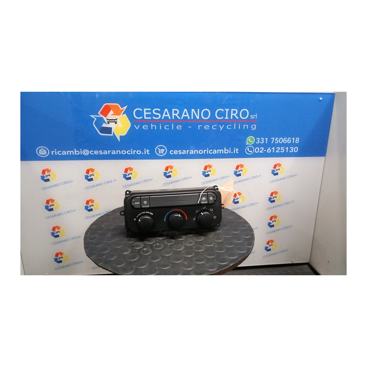 BLOCCO COMANDO CLIMATIZZAZIONE 025 CHRYSLER VOYAGER/GRAND VOYAGER (04/01-0 25L K05127467AB