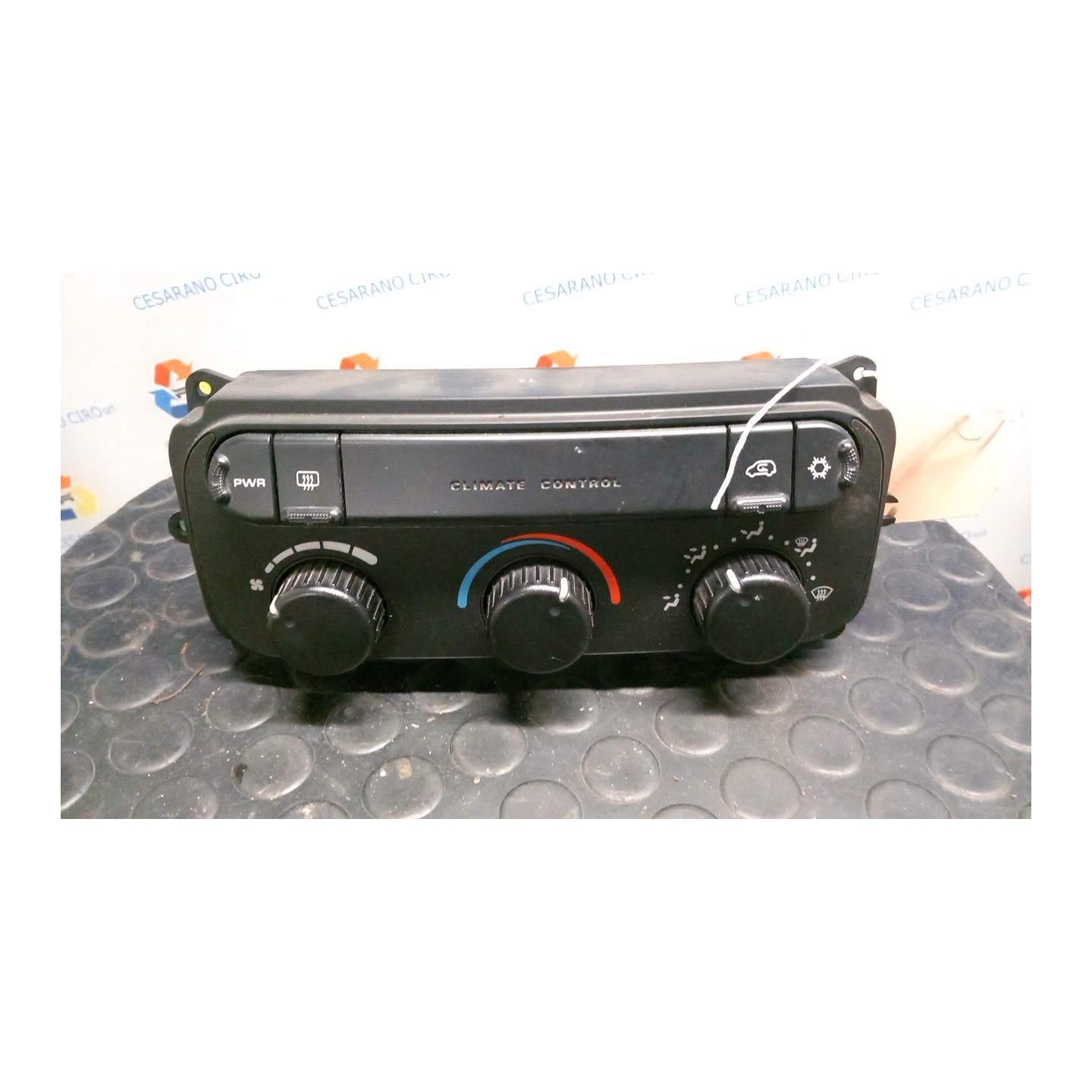 BLOCCO COMANDO CLIMATIZZAZIONE 025 CHRYSLER VOYAGER/GRAND VOYAGER (04/01-0 25L K05127467AB