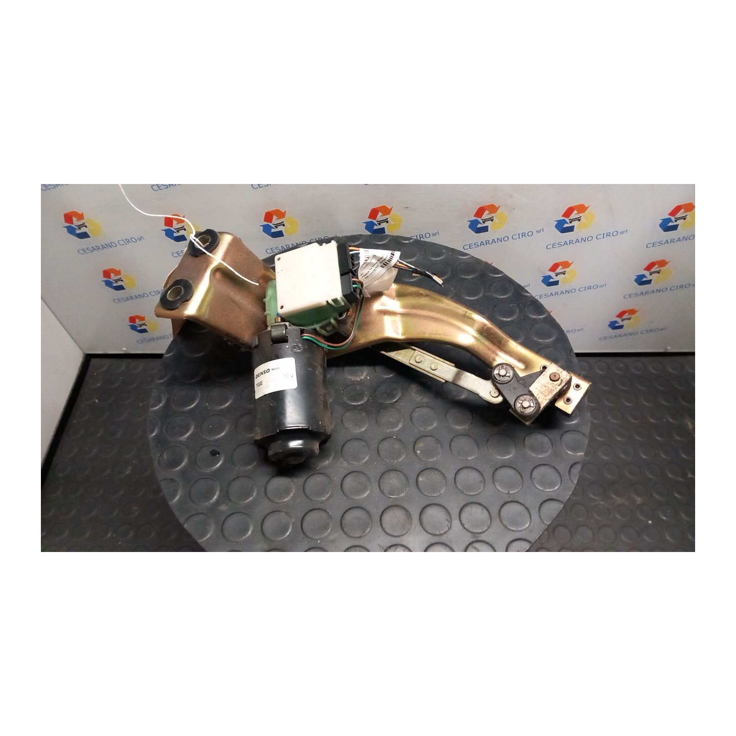 MECCANISMO TERGIPARABREZZA CON MOTORINO BOSCH 041 FIAT PANDA 1A SERIE (03/92-03/04) 1170A1046 7607376