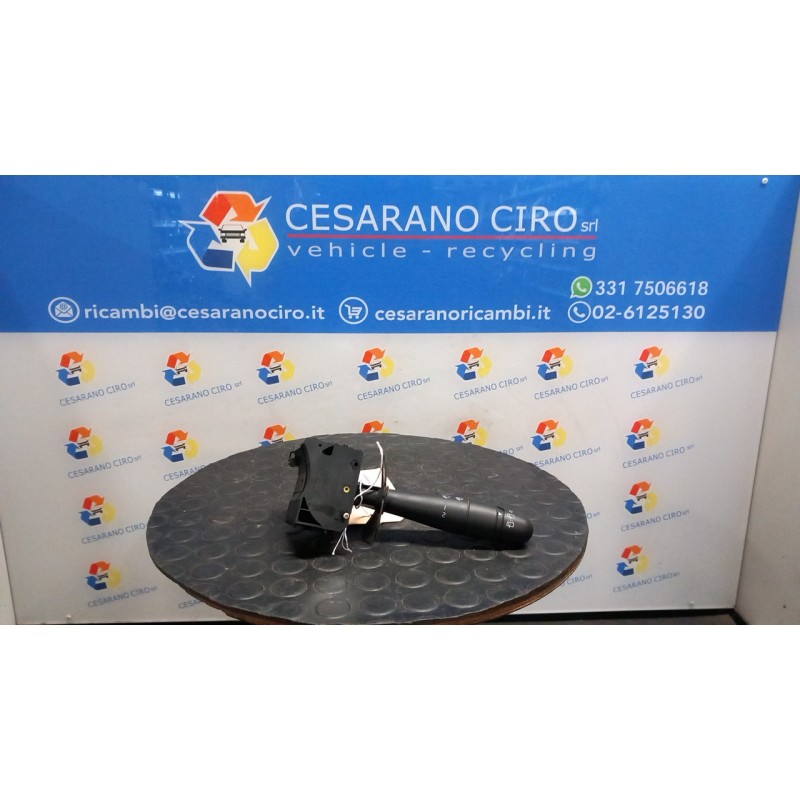 BLOCCO COMANDI TERGICRISTALLI 143 RENAULT KANGOO (04/03-03/09) F8QP6 7701049615