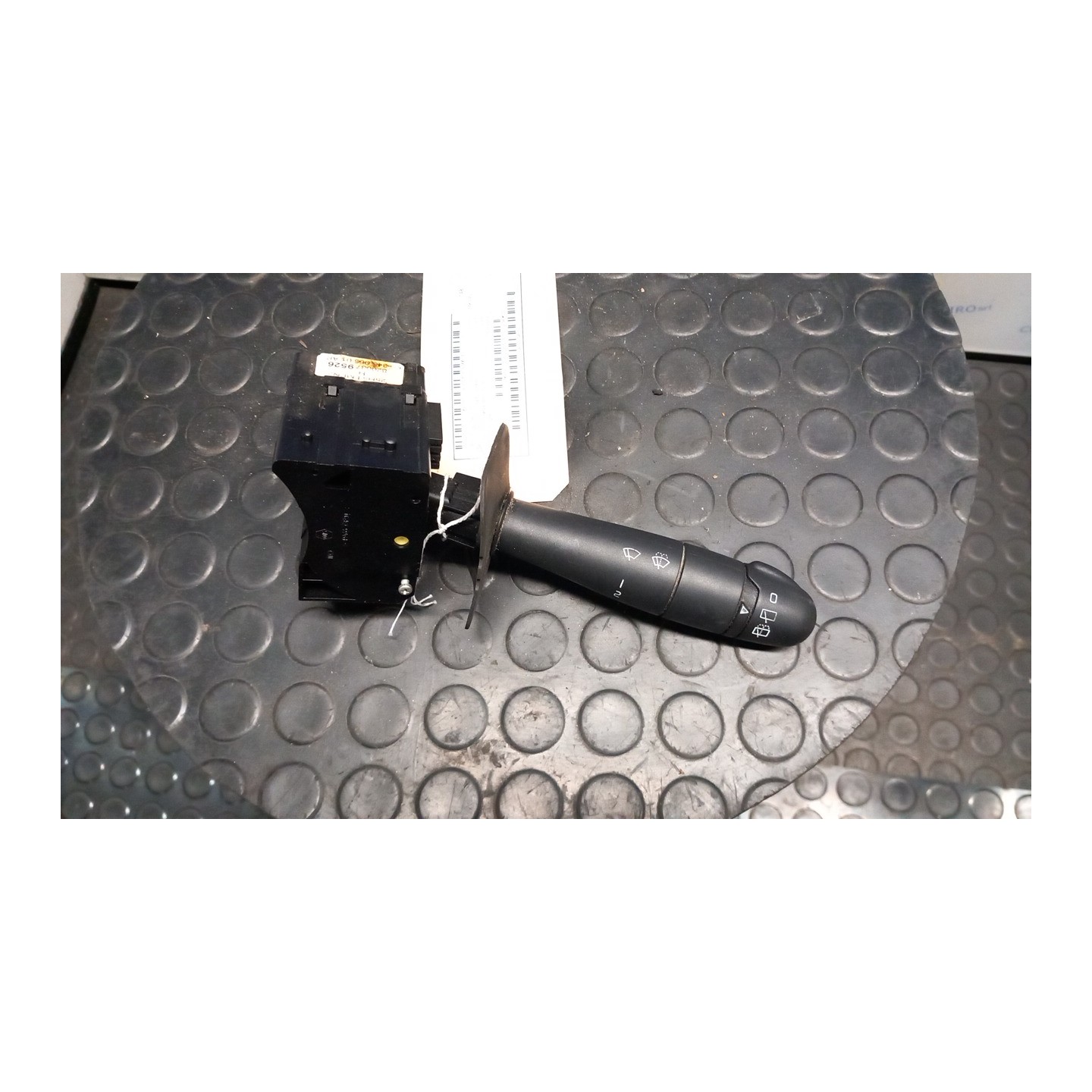 BLOCCO COMANDI TERGICRISTALLI 143 RENAULT KANGOO (04/03-03/09) F8QP6 7701049615