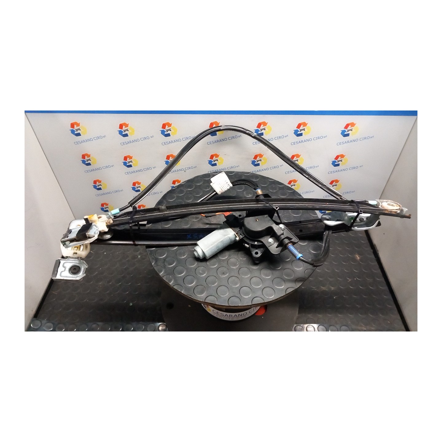 ALZACRISTALLO ELETTR. PORTA ANT. C/MOTORINO SX. 112 CHRYSLER VOYAGER/GRAND VOYAGER (04/04-1 28L K04894527AA