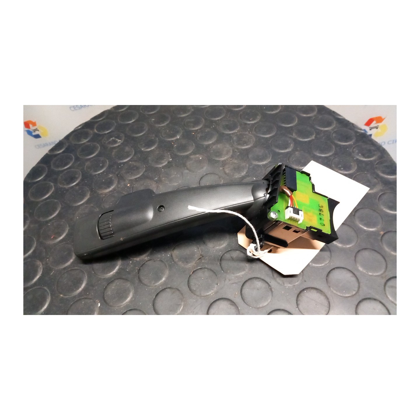 BLOCCO COMANDI TERGICRISTALLI 006 VOLVO V50 (02/04-12/12) D4204T 8682869