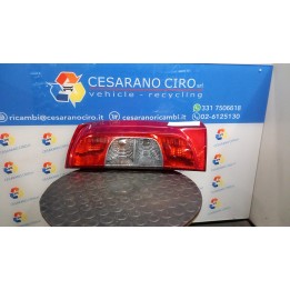 FANALE POST. P/PORTA POST.2 BATTENTI DX. 021 FIAT QUBO (3N) (07/08-05/17) 199A2000 1391431080