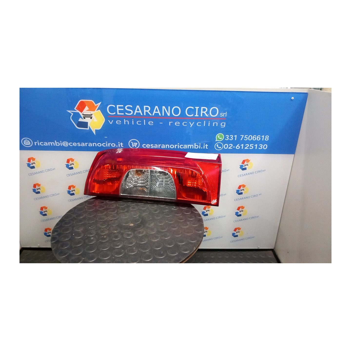 FANALE POST. P/PORTA POST.2 BATTENTI DX. 021 FIAT QUBO (3N) (07/08-05/17) 199A2000 1391431080
