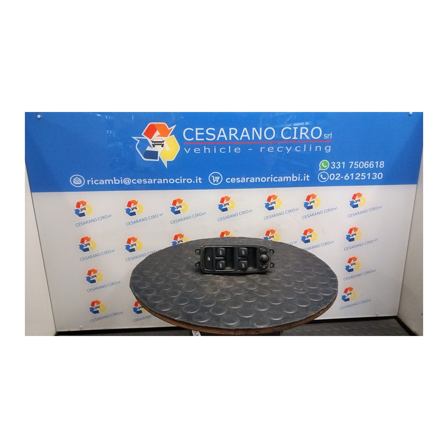 BLOCCO COMANDI ALZACRISTALLI E RETROVISORI EST. 045 VOLVO V50 (02/04-12/12) D4162T 31295120