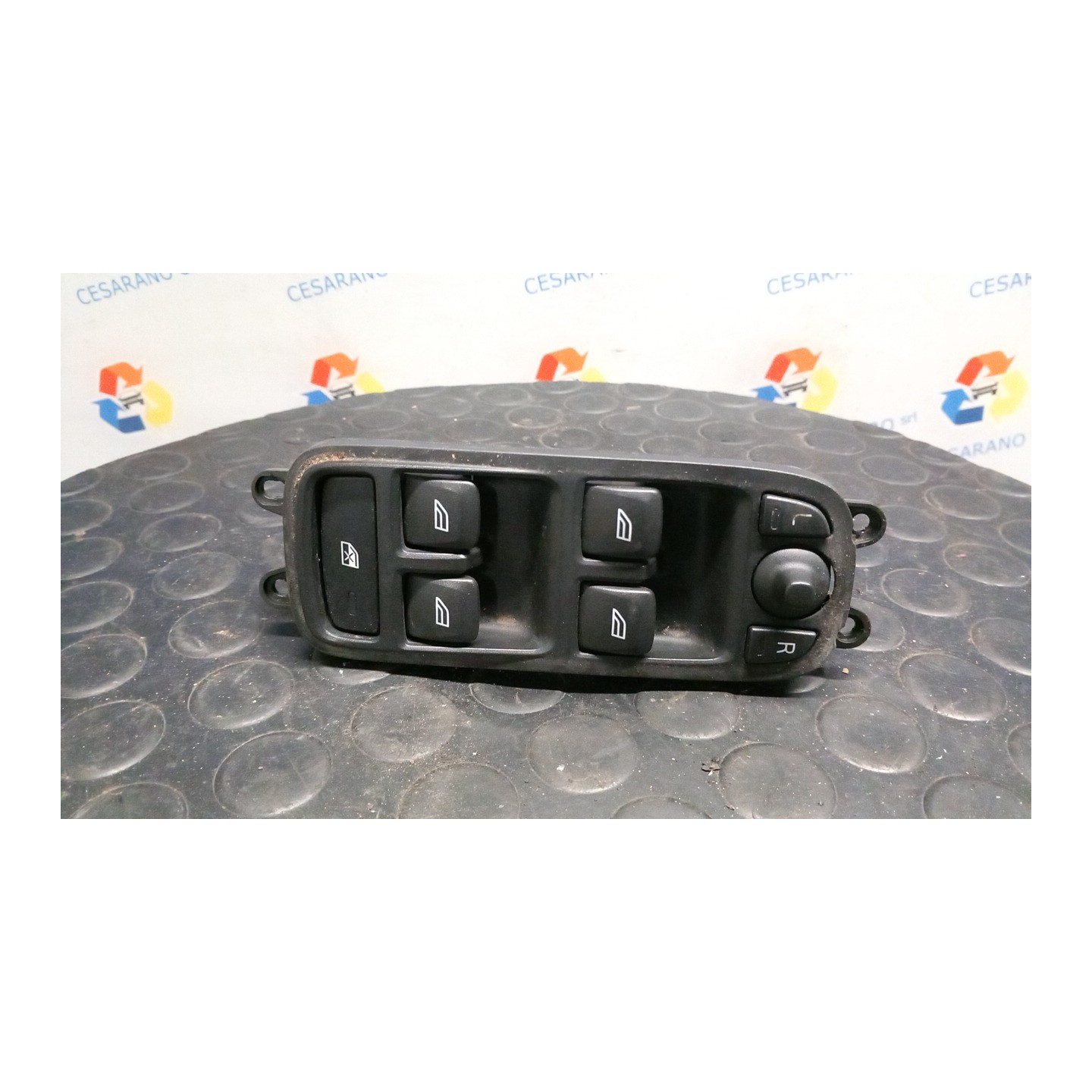 BLOCCO COMANDI ALZACRISTALLI E RETROVISORI EST. 045 VOLVO V50 (02/04-12/12) D4162T 31295120