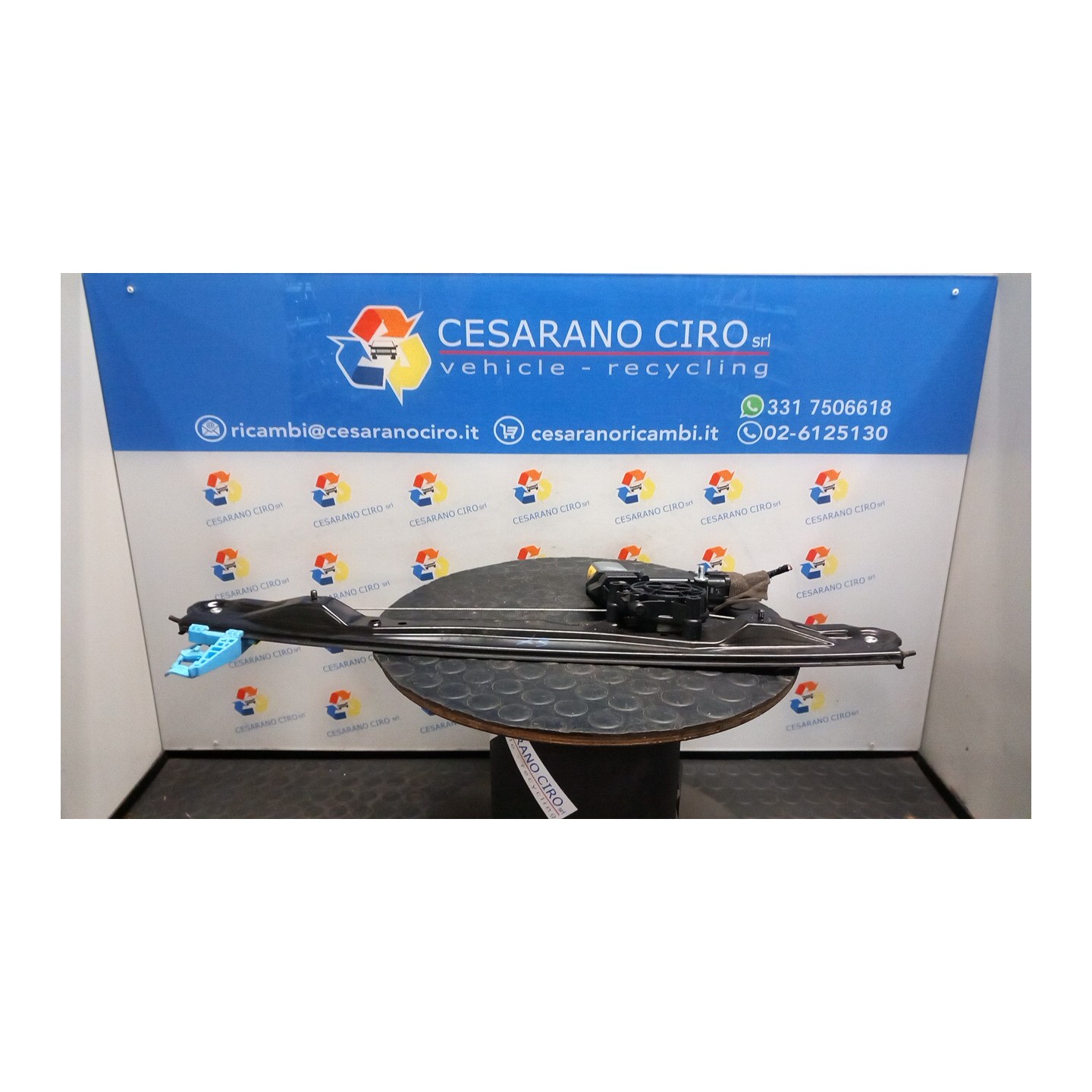 ALZACRISTALLO ELETTR. PORTA ANT. DX. 006 OPEL COMBO (01/12-04/19) 263A8000 95526592
