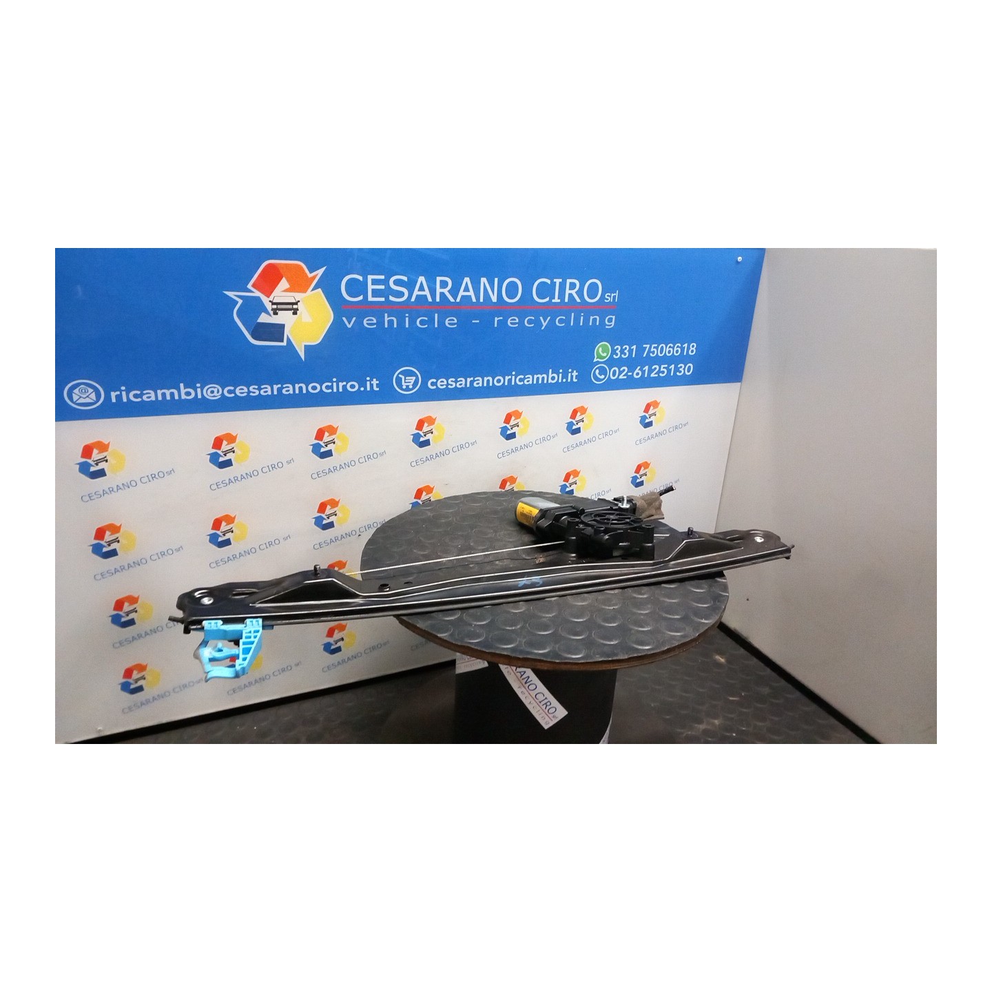 ALZACRISTALLO ELETTR. PORTA ANT. DX. 006 OPEL COMBO (01/12-04/19) 263A8000 95526592