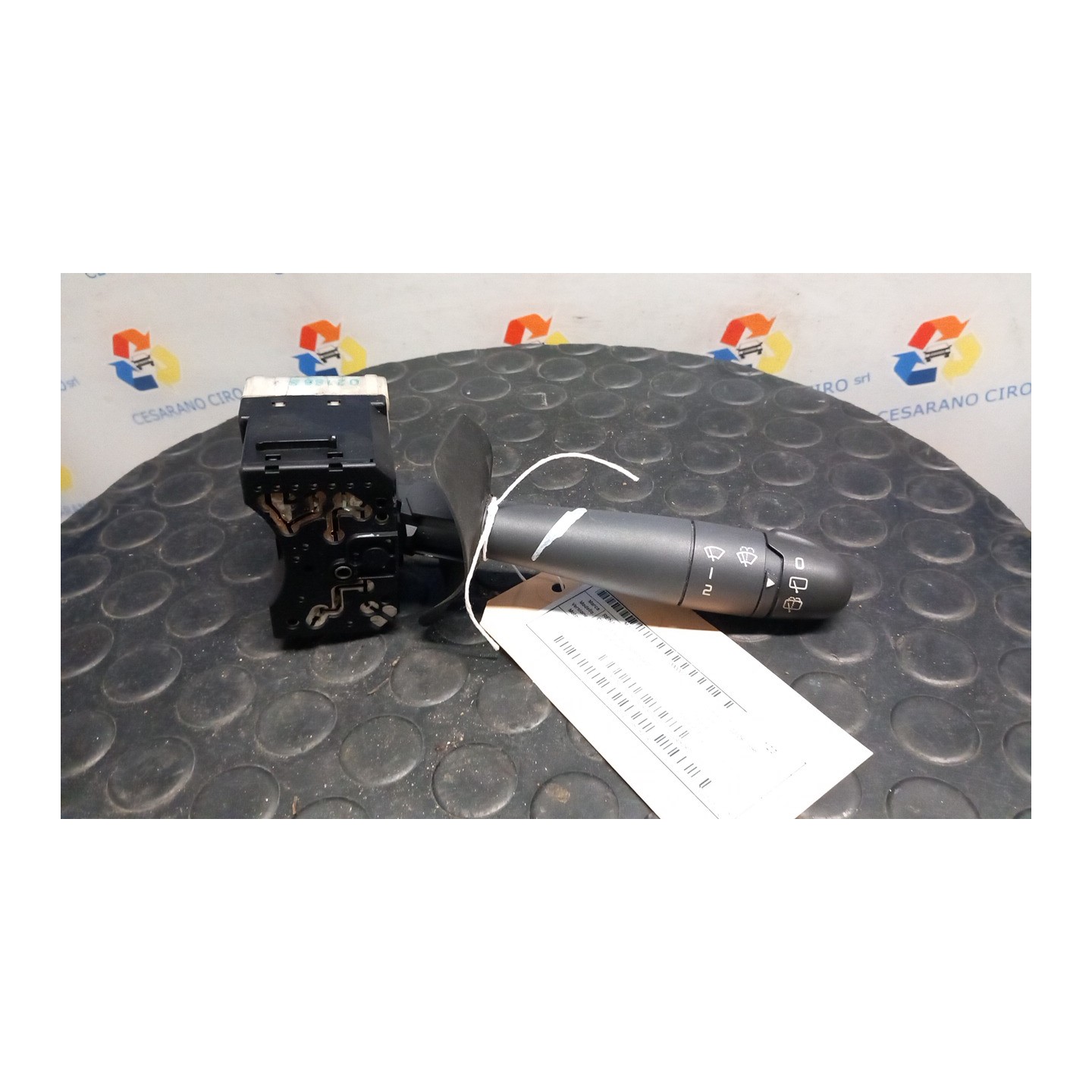 BLOCCO COMANDI TERGICRISTALLI 003 RENAULT CLIO 2A SERIE (04/98-04/01) D7FD7 7701045282