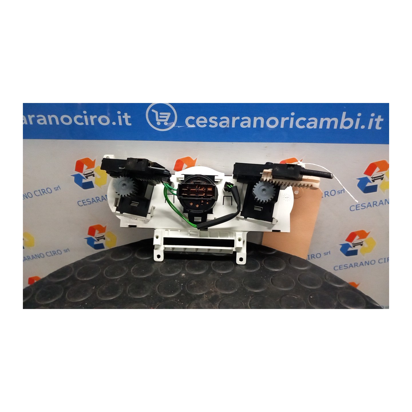 BLOCCO COMANDO CLIMATIZZAZIONE 105 HYUNDAI GETZ (07/02-12/09) G4EA 972501C000