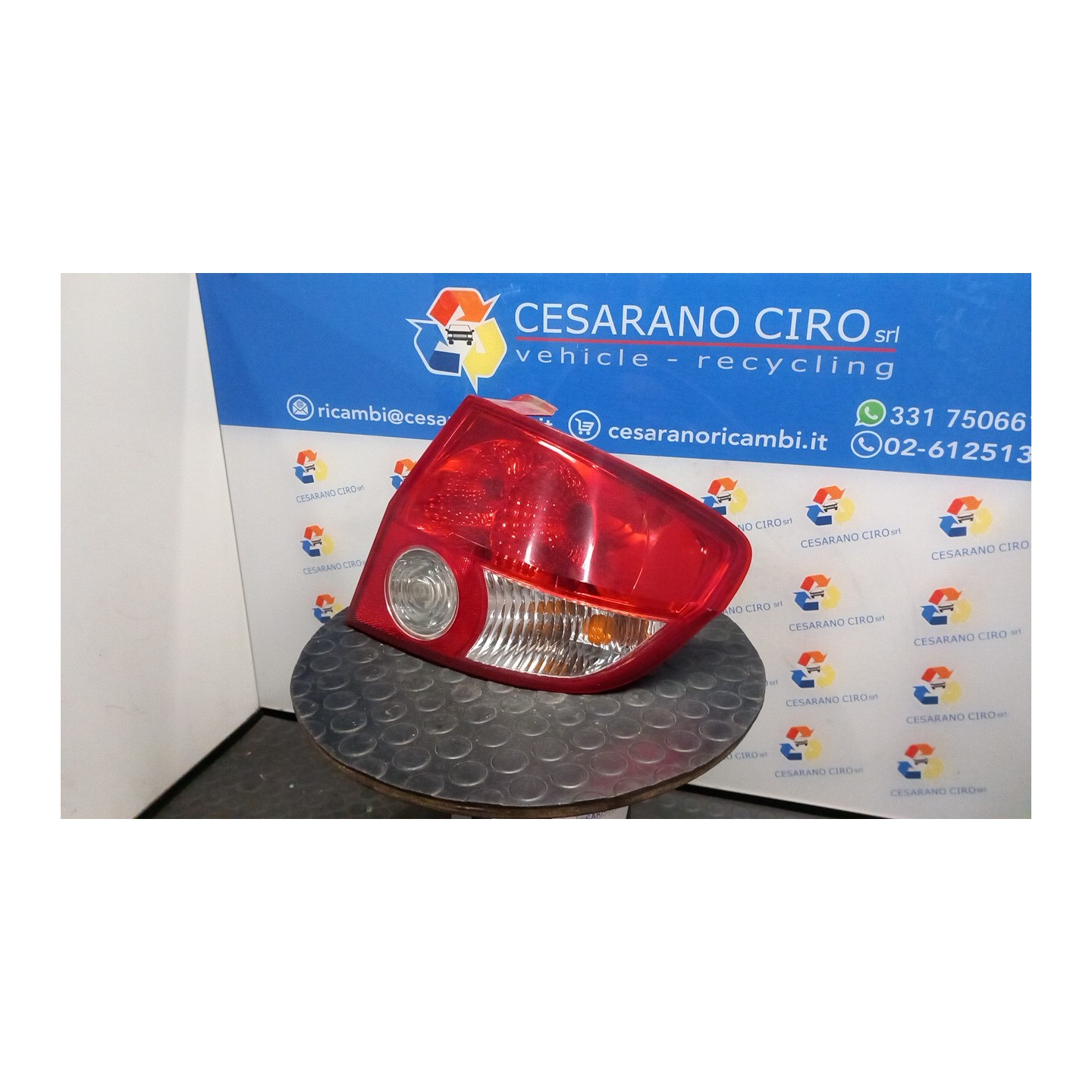 FANALE POST. DX. 109 HYUNDAI GETZ (07/02-12/09) G4EA 924201C010